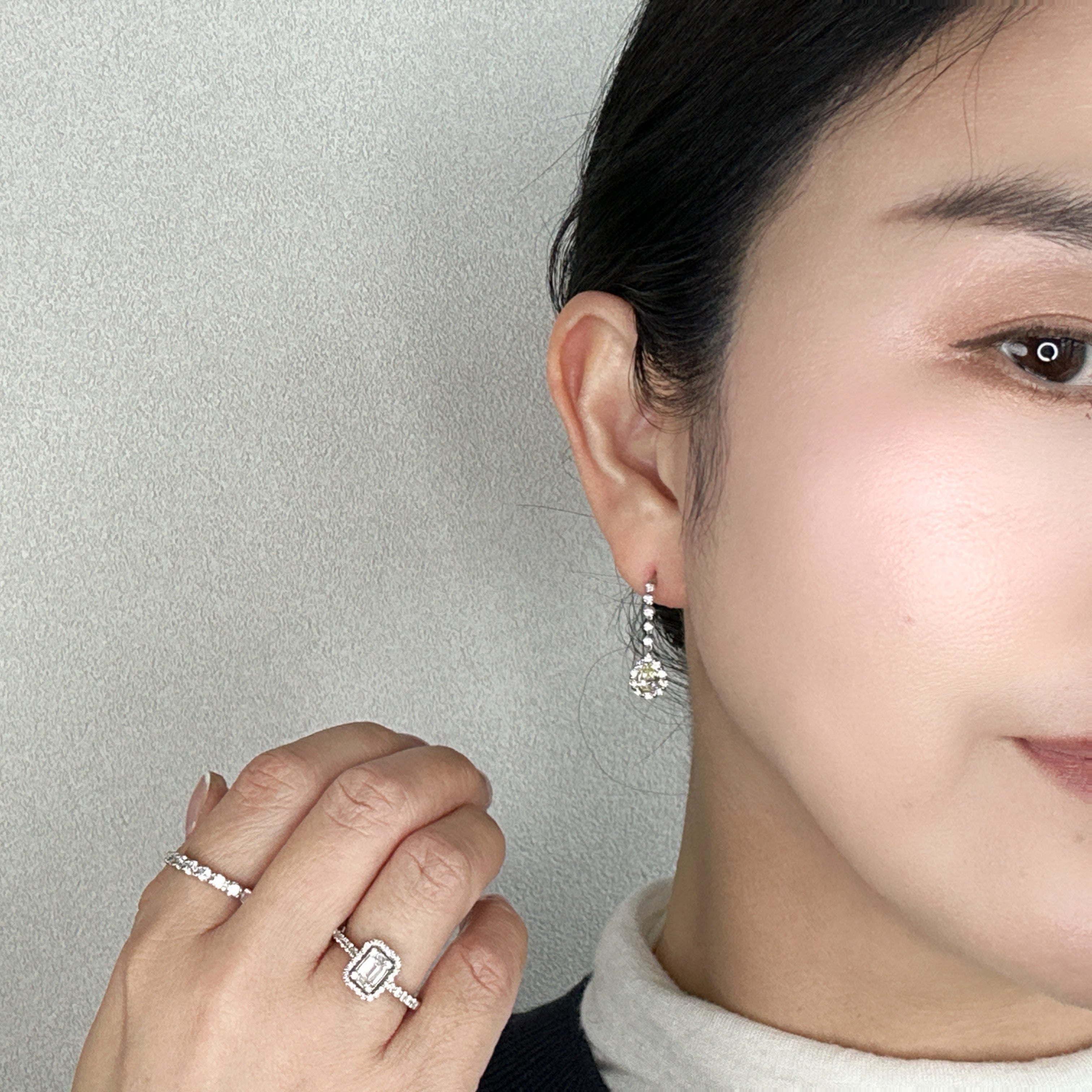 422［一点物］揺れるピアス ダイヤ 0.5ct前後×2 PS PT