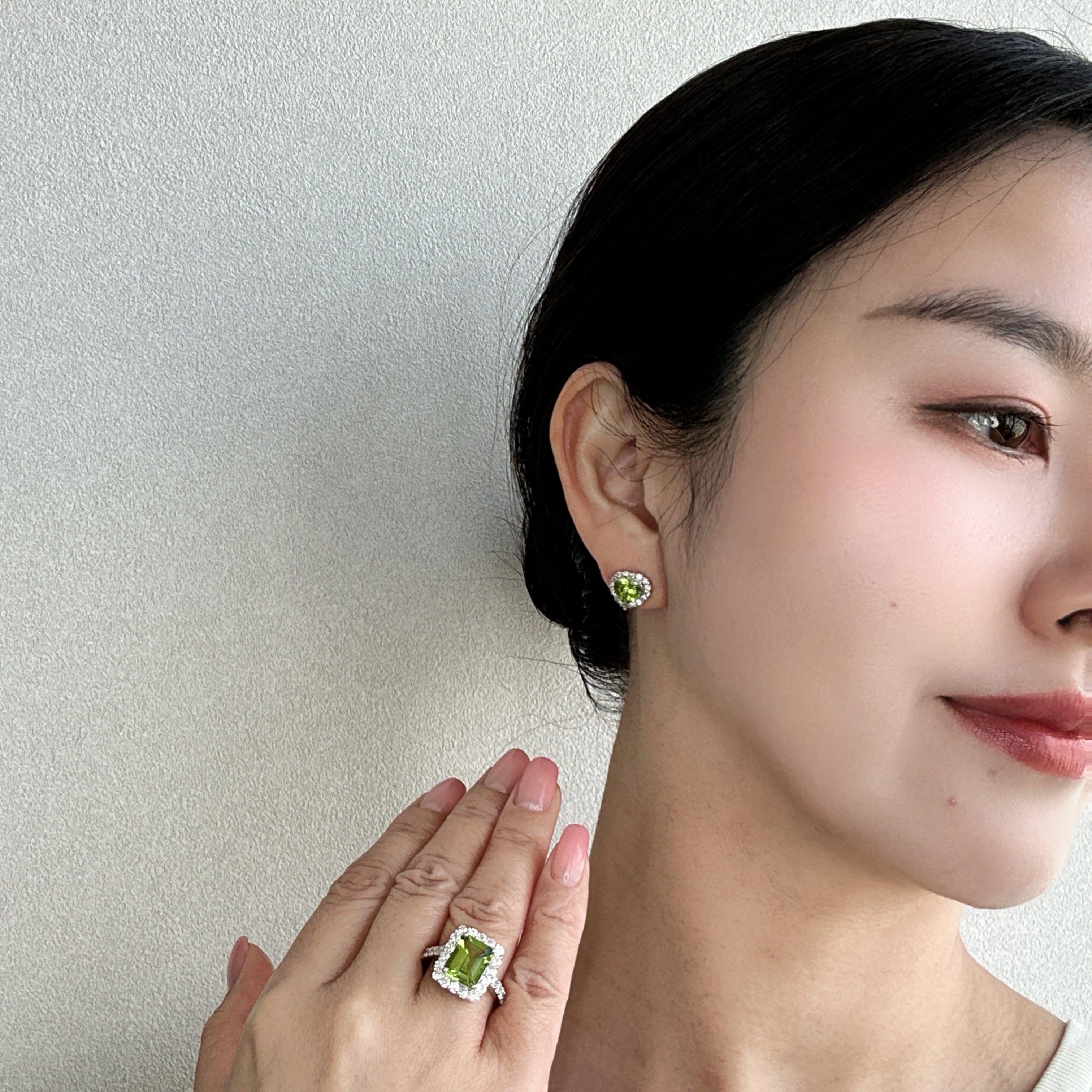 304［一点物］ピアス ペリドット 1.2ct×2 HS PT