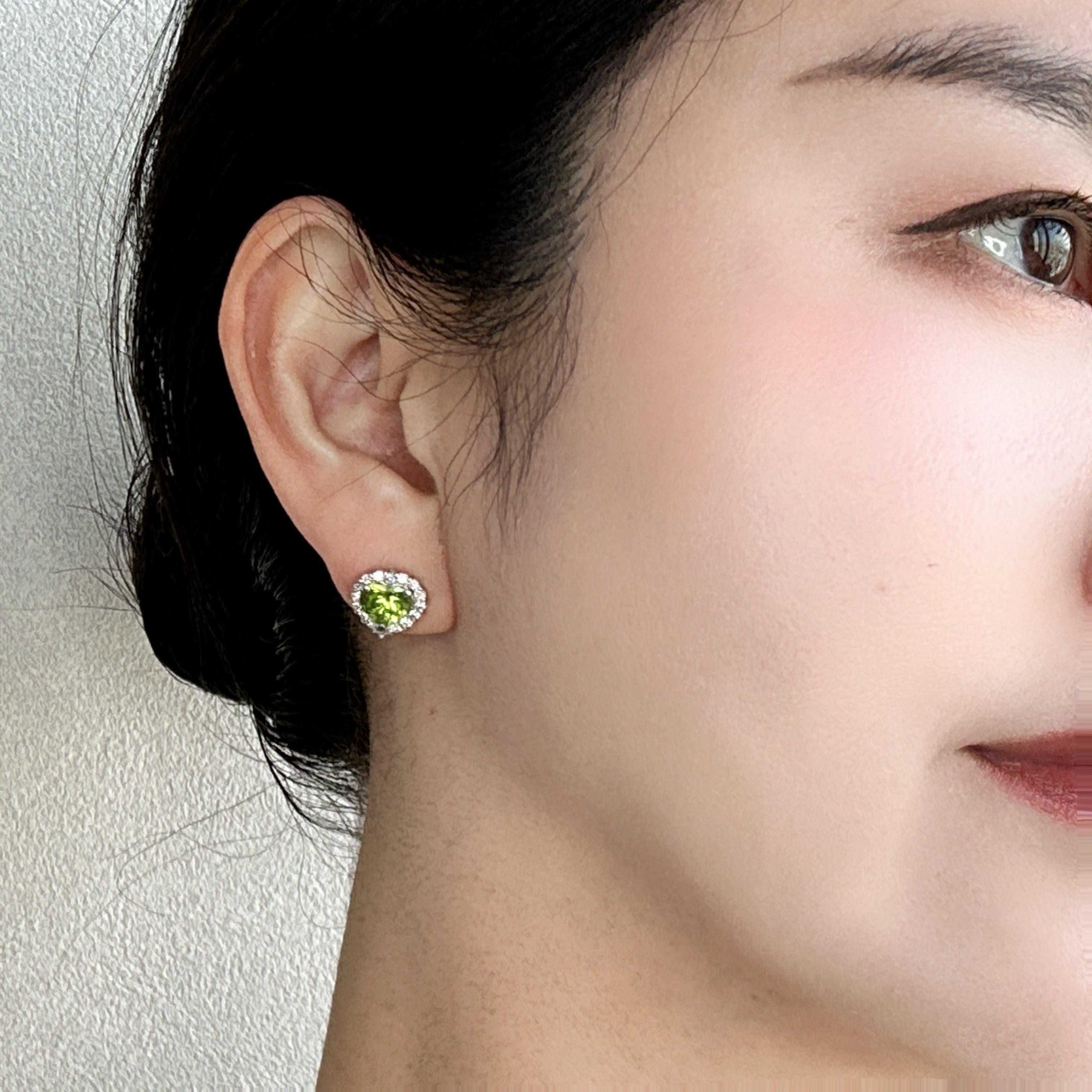 304［一点物］ピアス ペリドット 1.2ct×2 HS PT