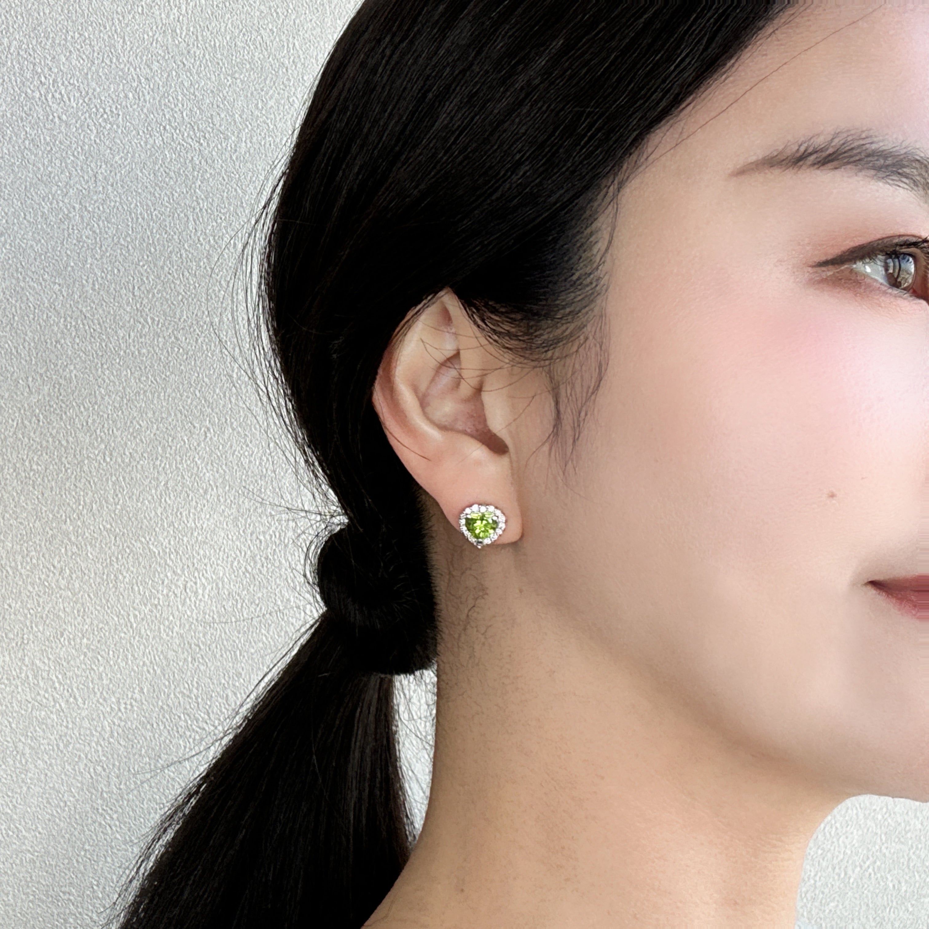 304［一点物］ピアス ペリドット 1.2ct×2 HS PT