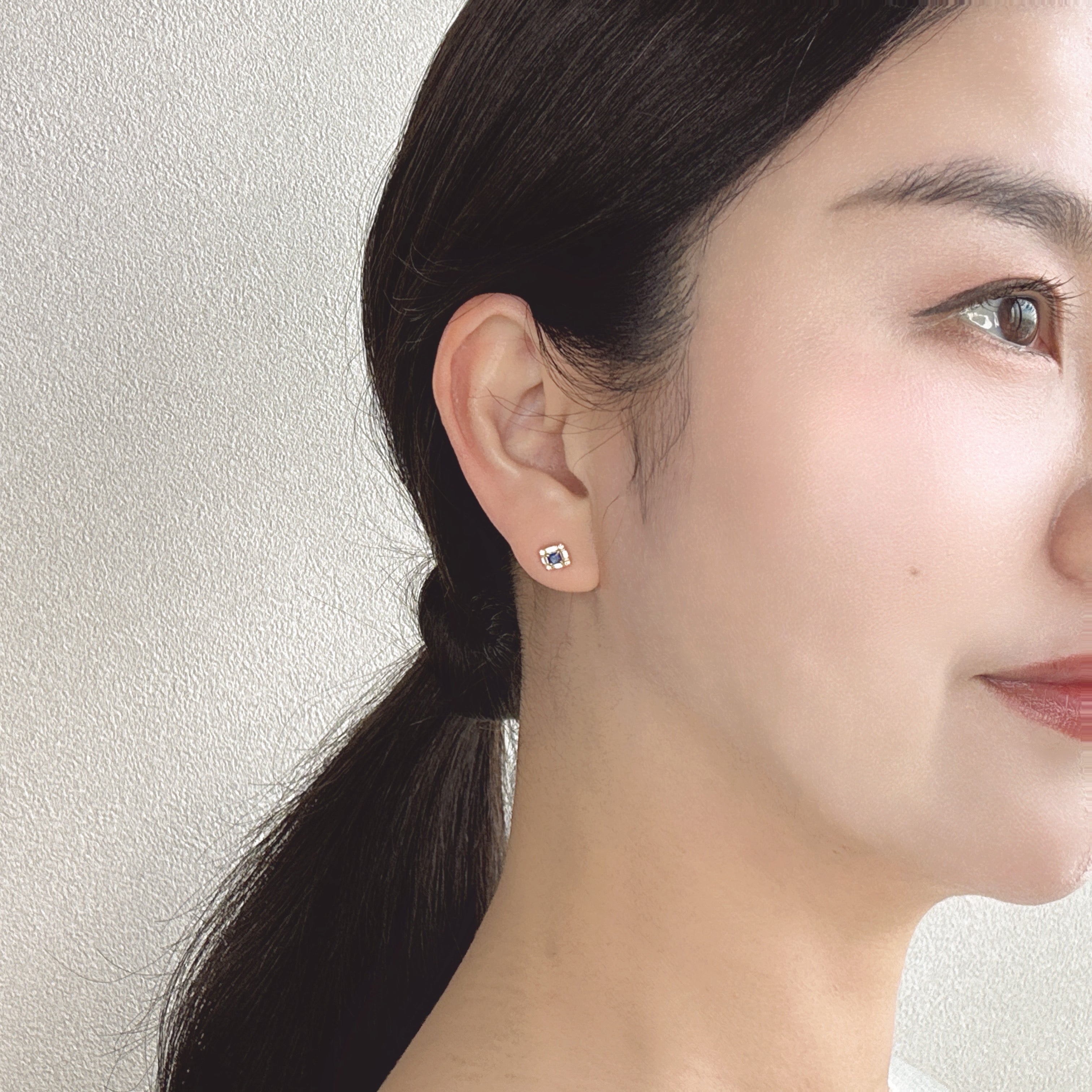 404［一点物］ピアス  ブルーサファイア 0.1ct×2 SQ