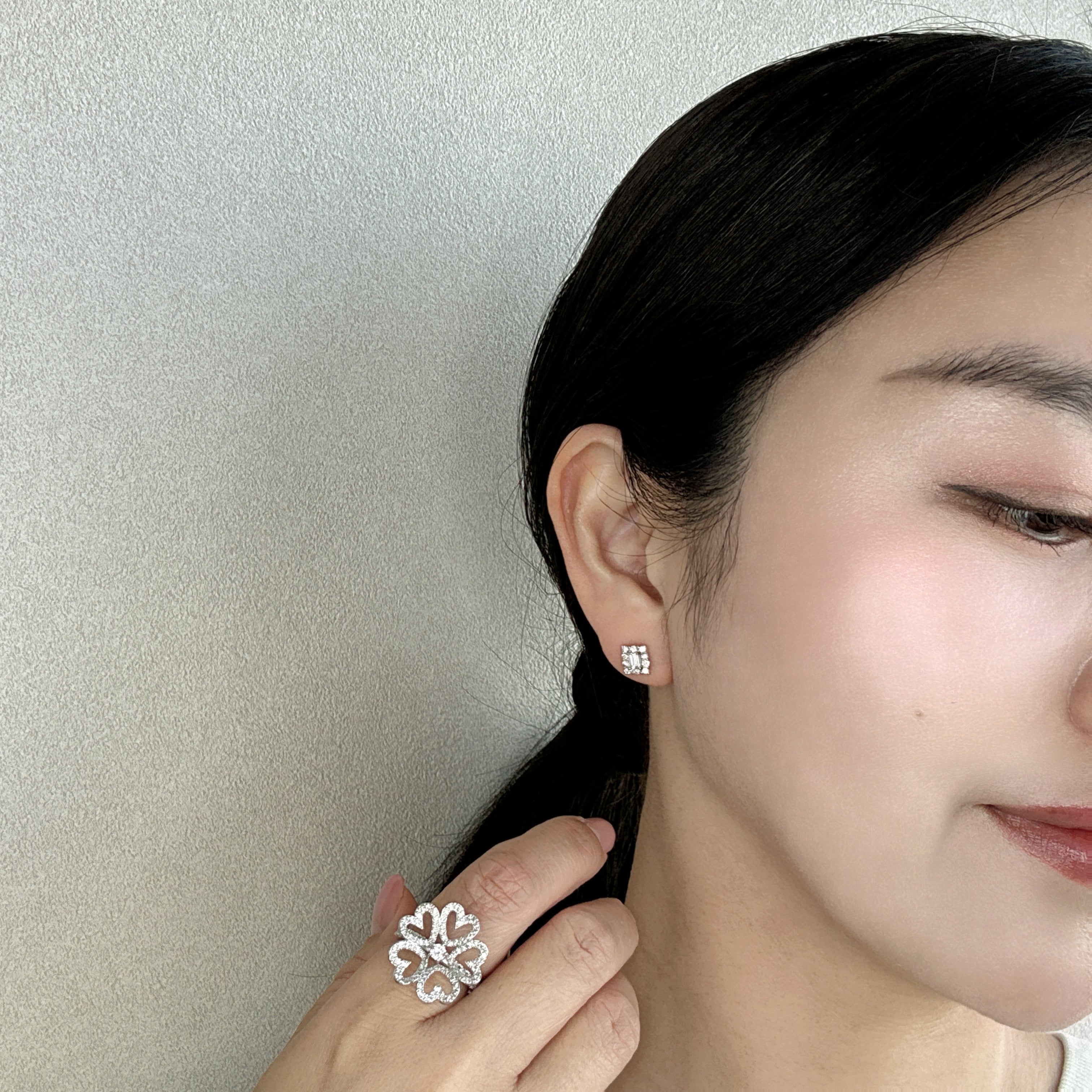 300［一点物］ピアス ダイヤ 0.2ct×2 BG PT