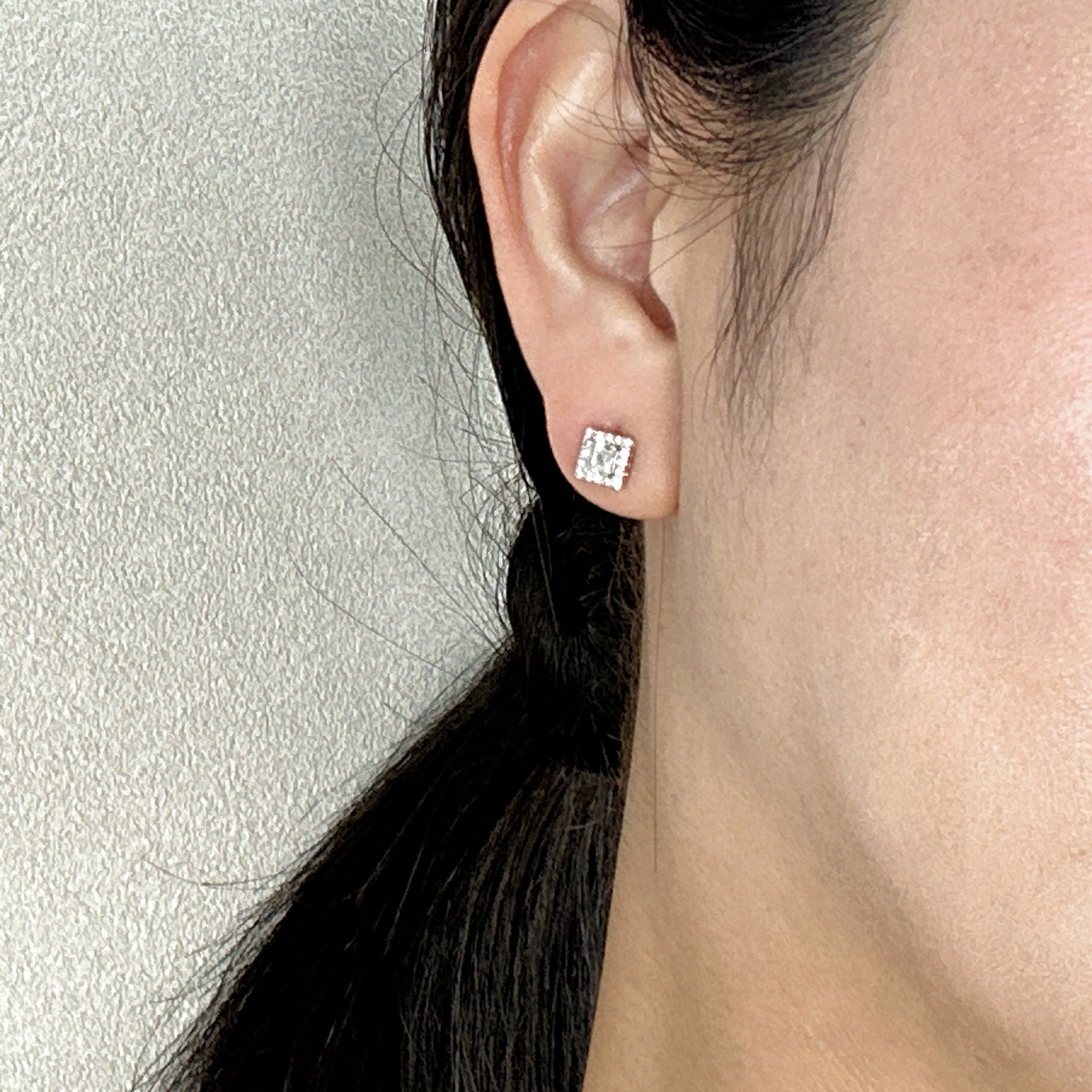 301［一点物］ピアス ダイヤ 0.2ct×2 BG PT