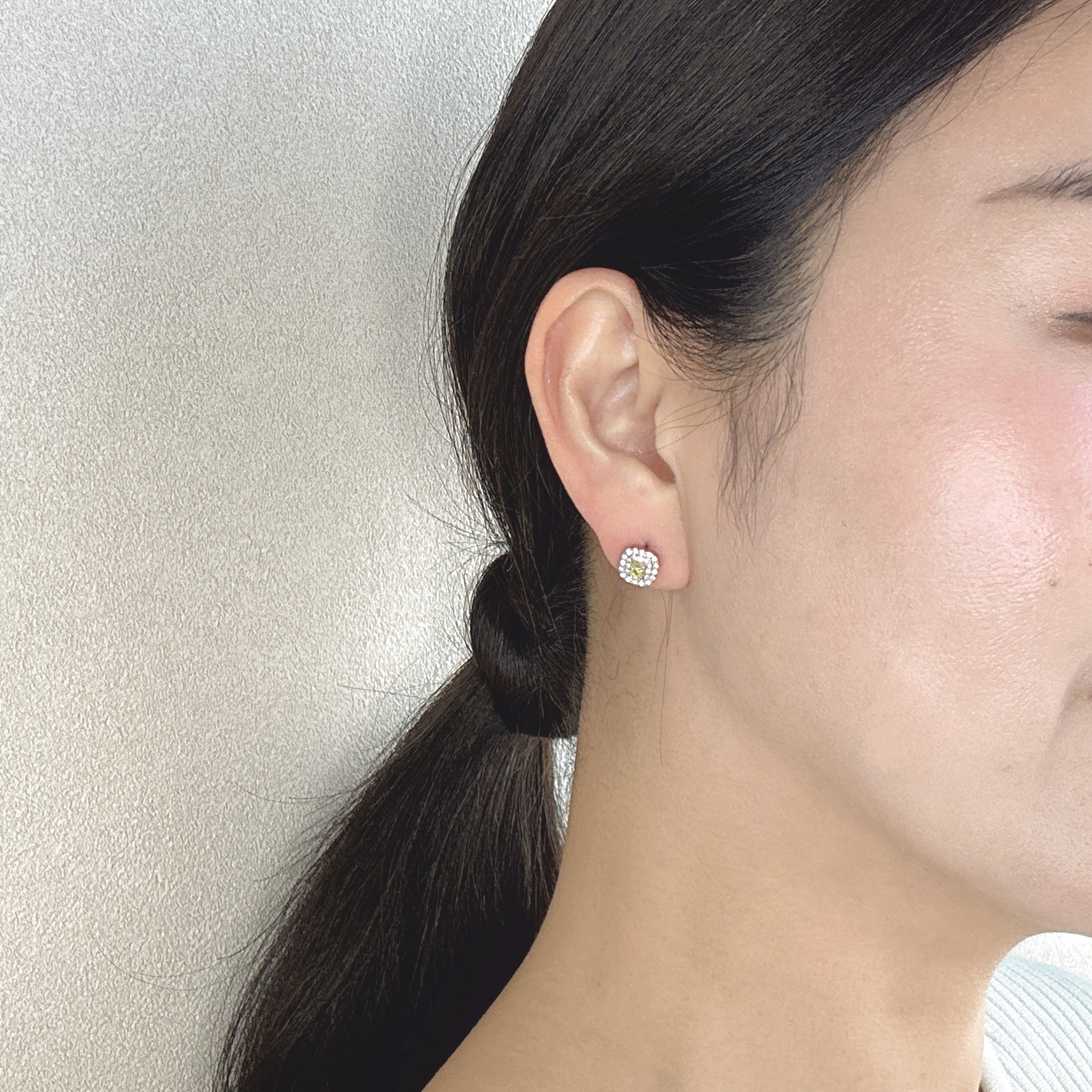 ［ジョーヌ］ピアス ダイヤ 0.15ct×2 SQ PT