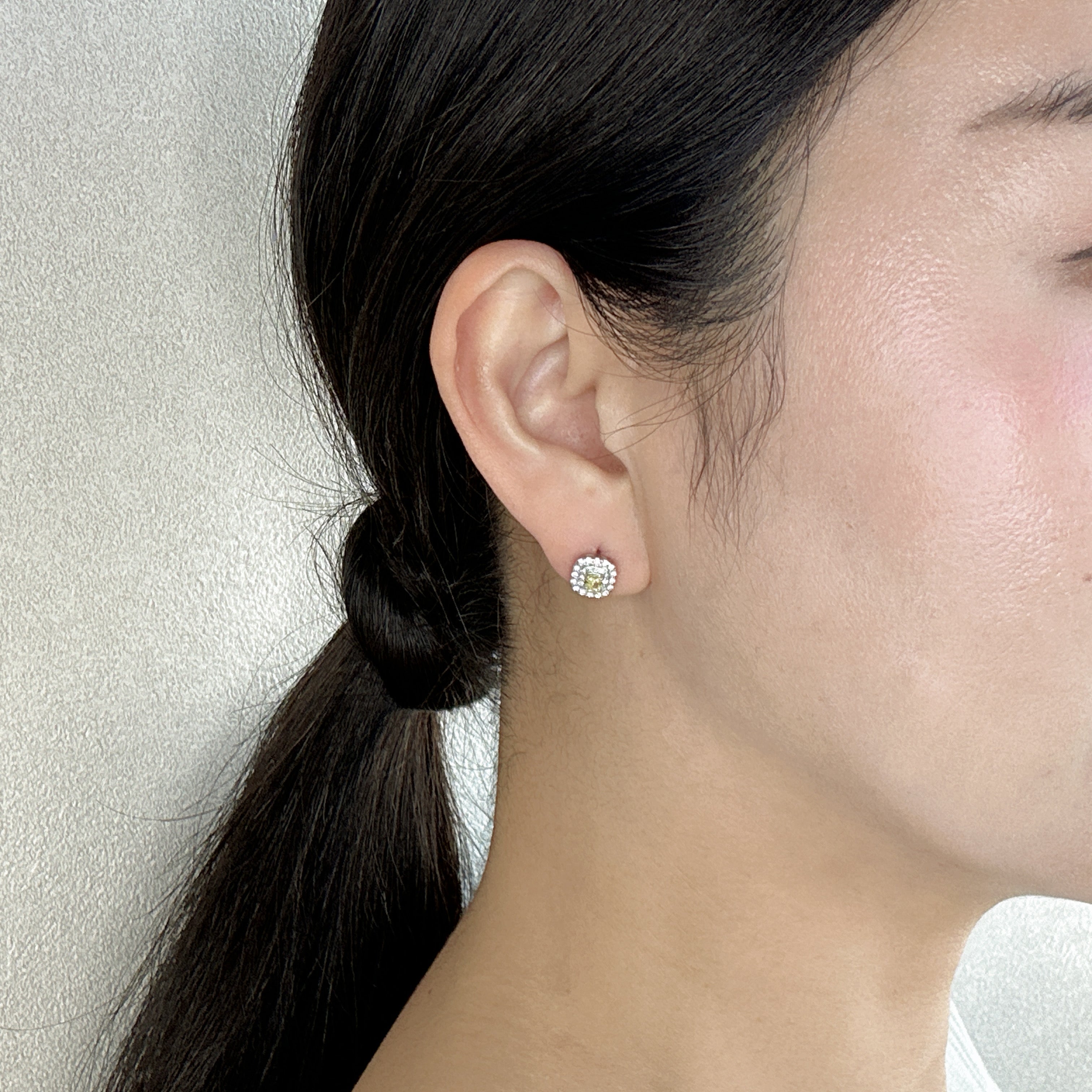 ［ジョーヌ］ピアス ダイヤ 0.15ct×2 SQ PT