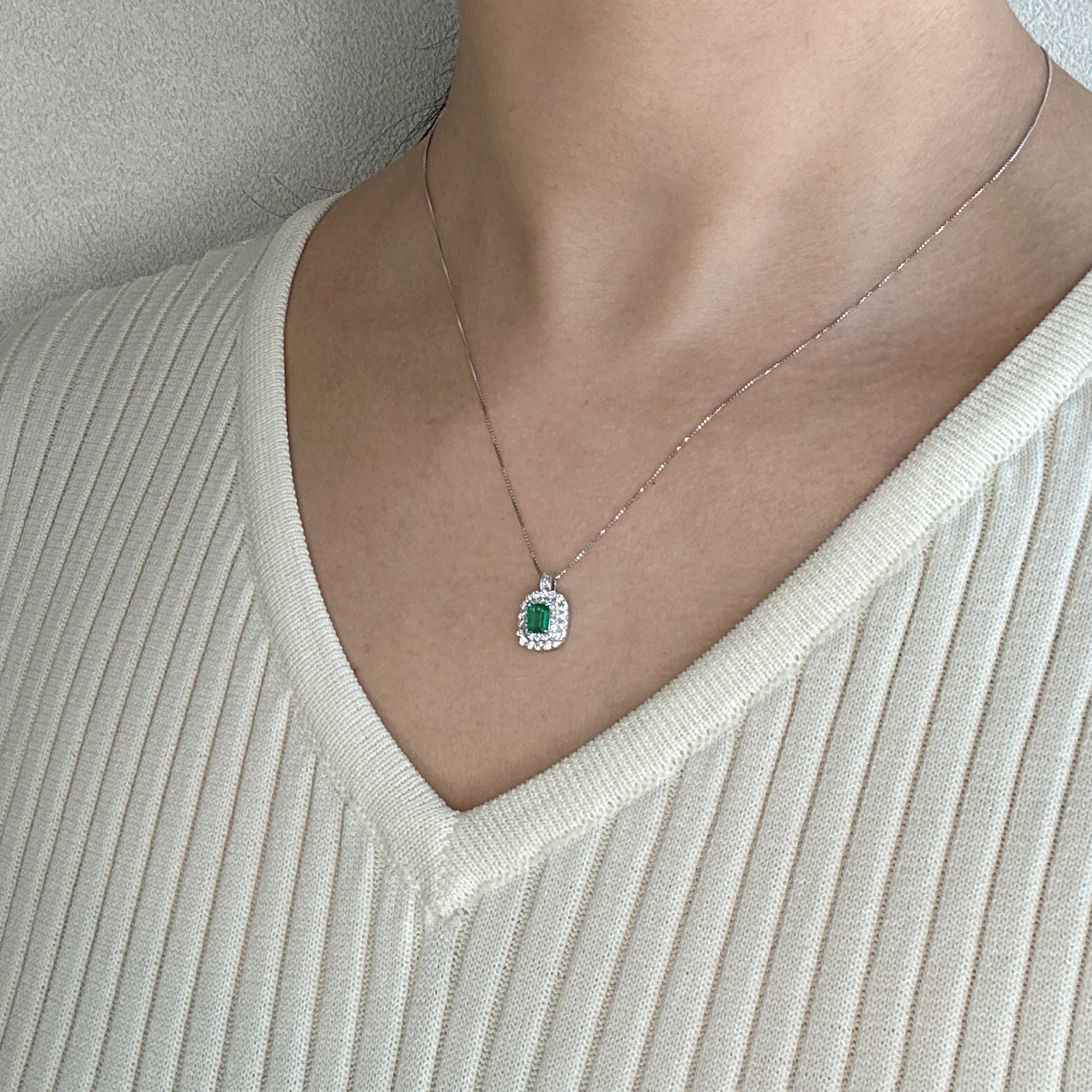504［一点物］ネックレス  エメラルド 0.3ct EM PT