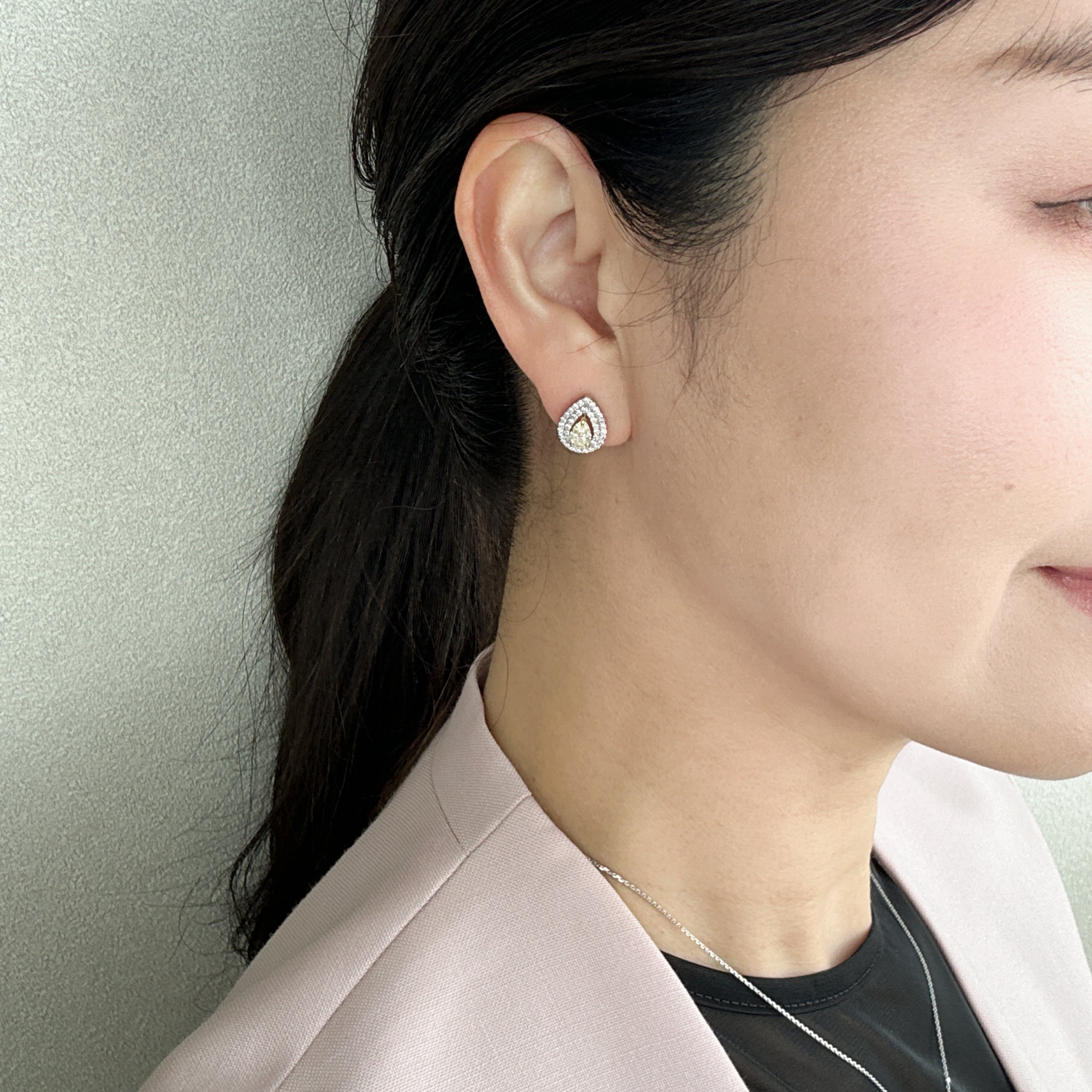 ［ポワール］ ピアス ライトイエローダイヤ 0.3ct PS