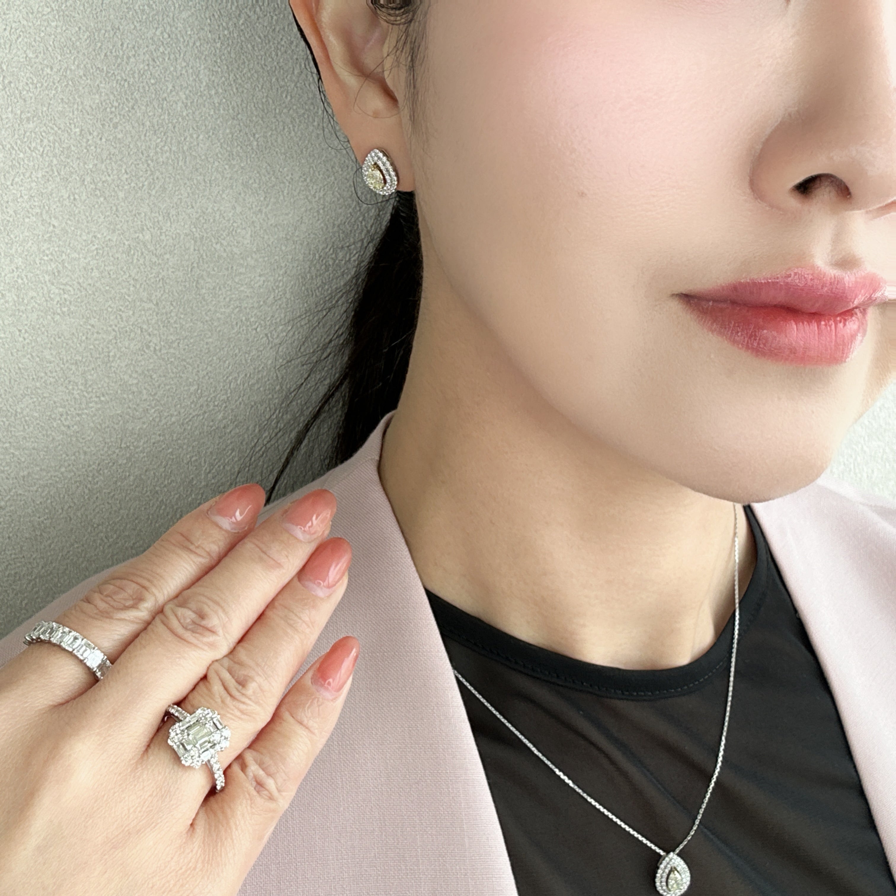 ［ポワール］ ピアス ライトイエローダイヤ 0.3ct PS