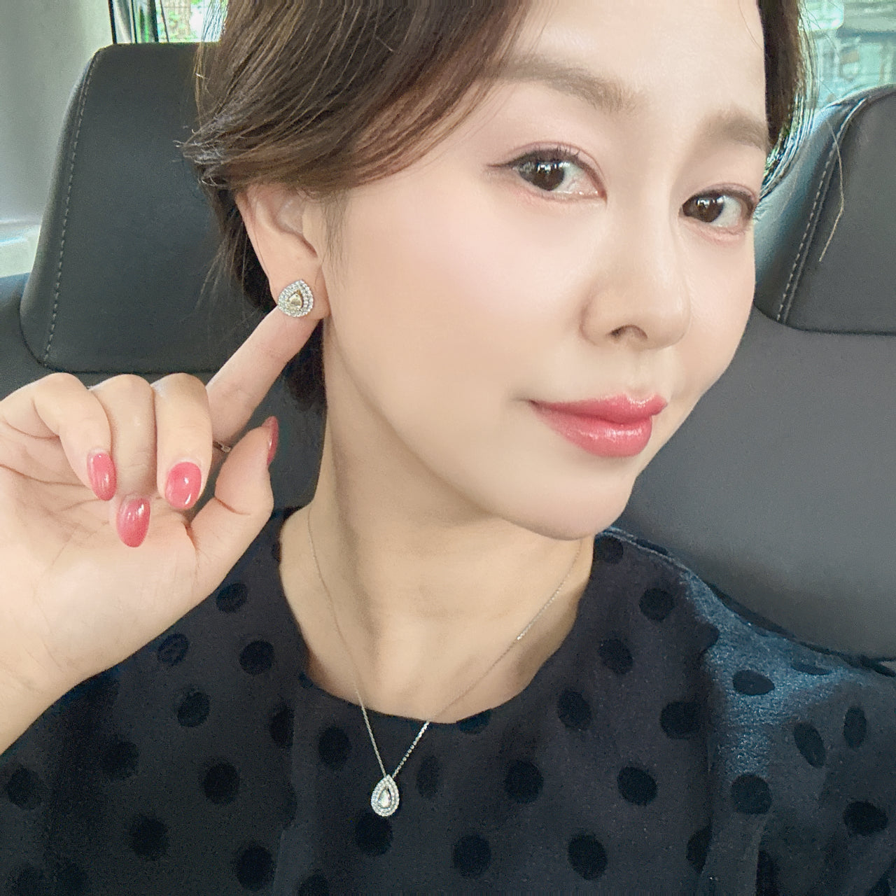 ［ポワール］ ピアス ライトイエローダイヤ 0.3ct PS