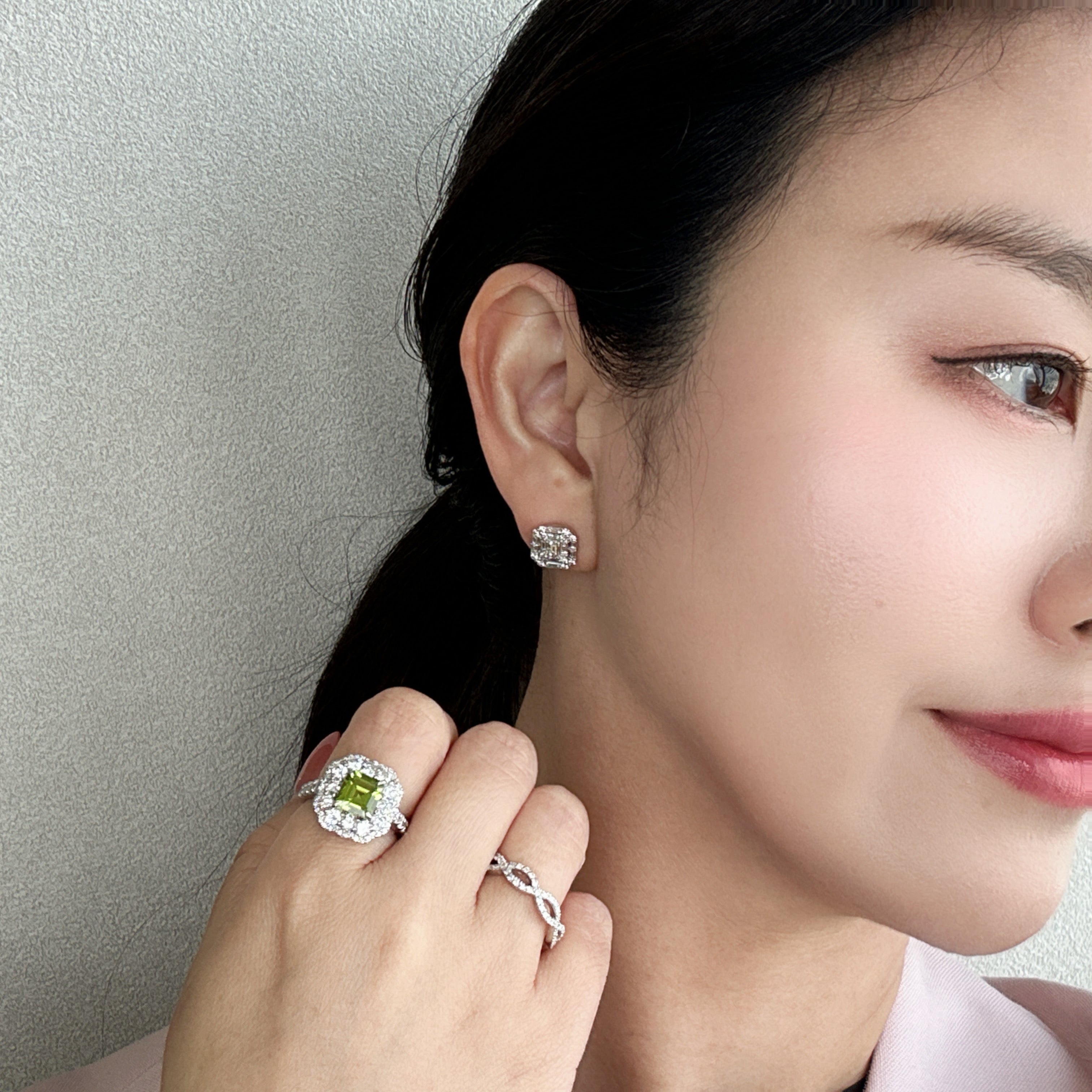 ［女医さん］ピアス ダイヤ