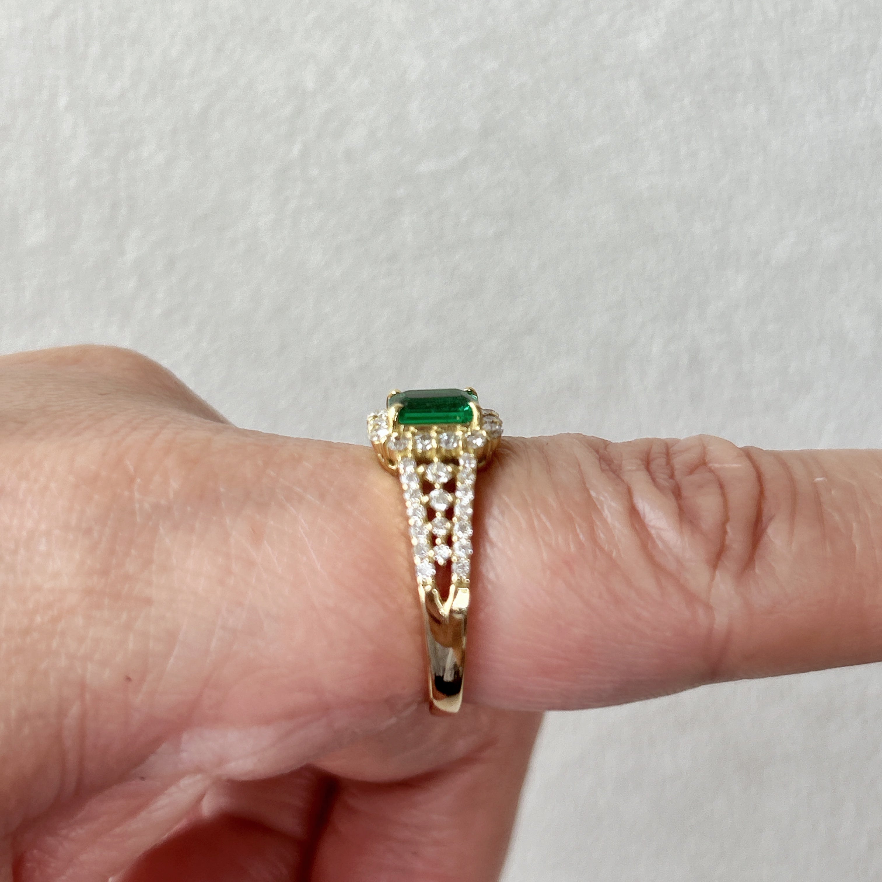 19［一点物］リング エメラルド0.5ct前後 SQ K18YG