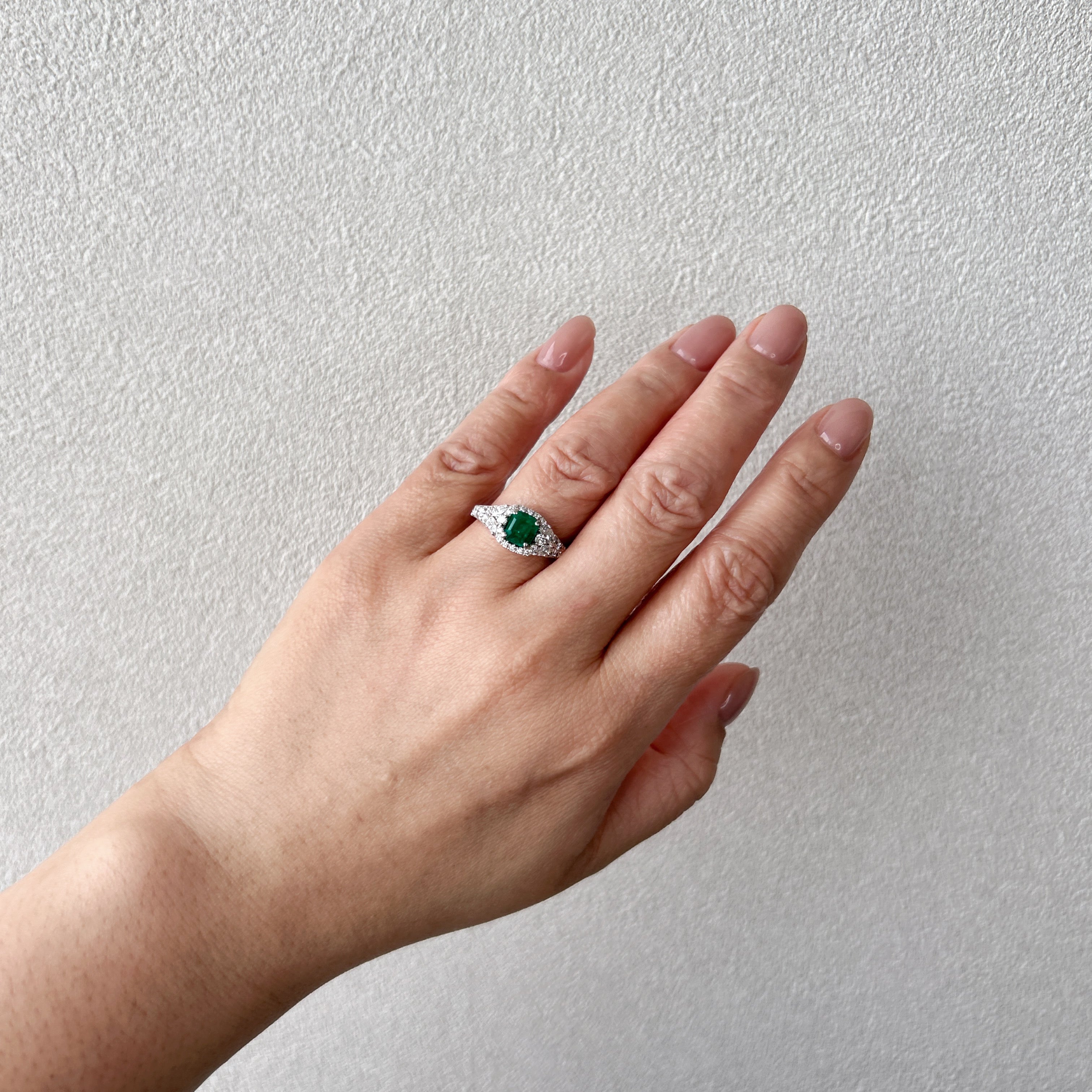 11［一点物］リング エメラルド 0.8ct前後 SQ PT