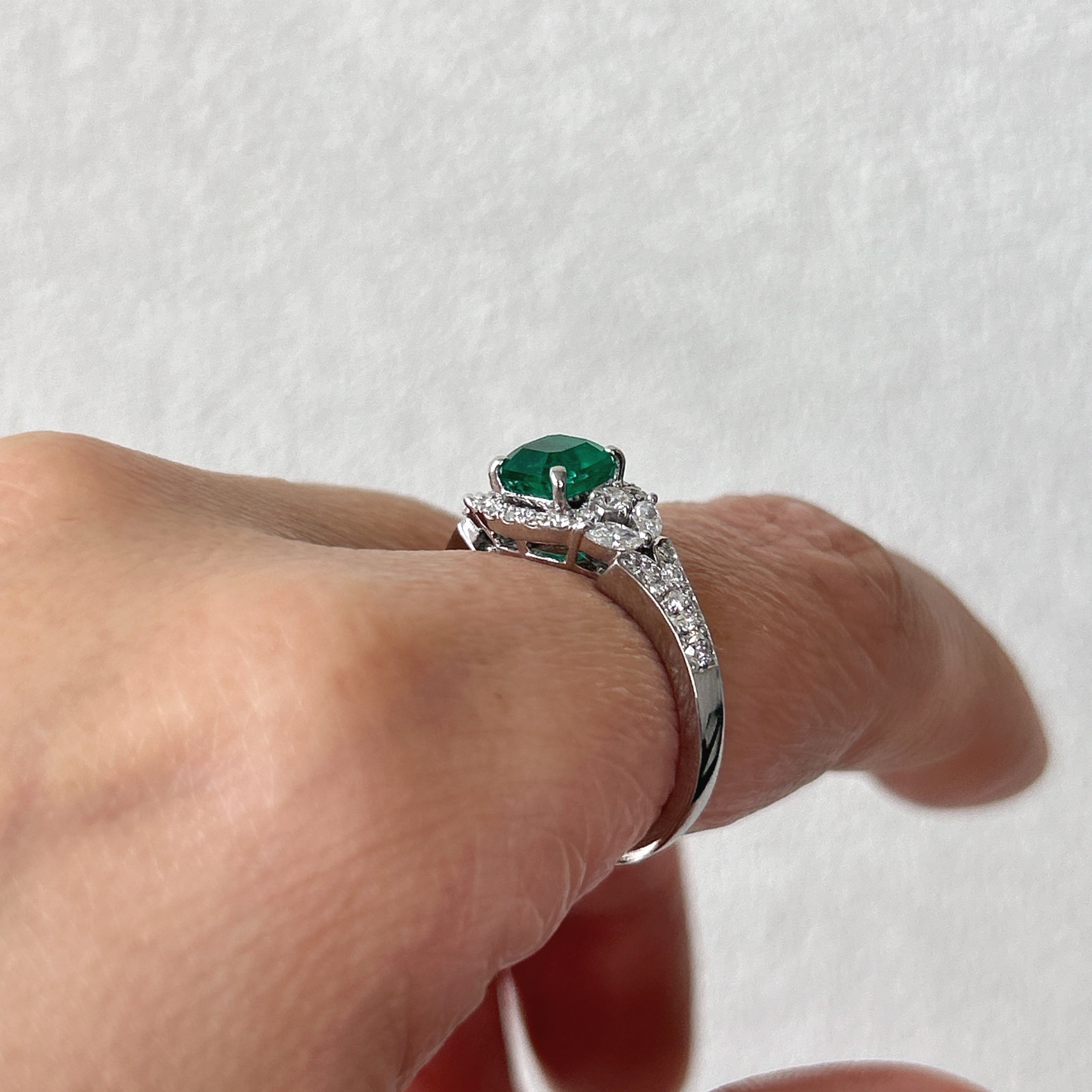 11［一点物］リング エメラルド 0.8ct前後 SQ PT