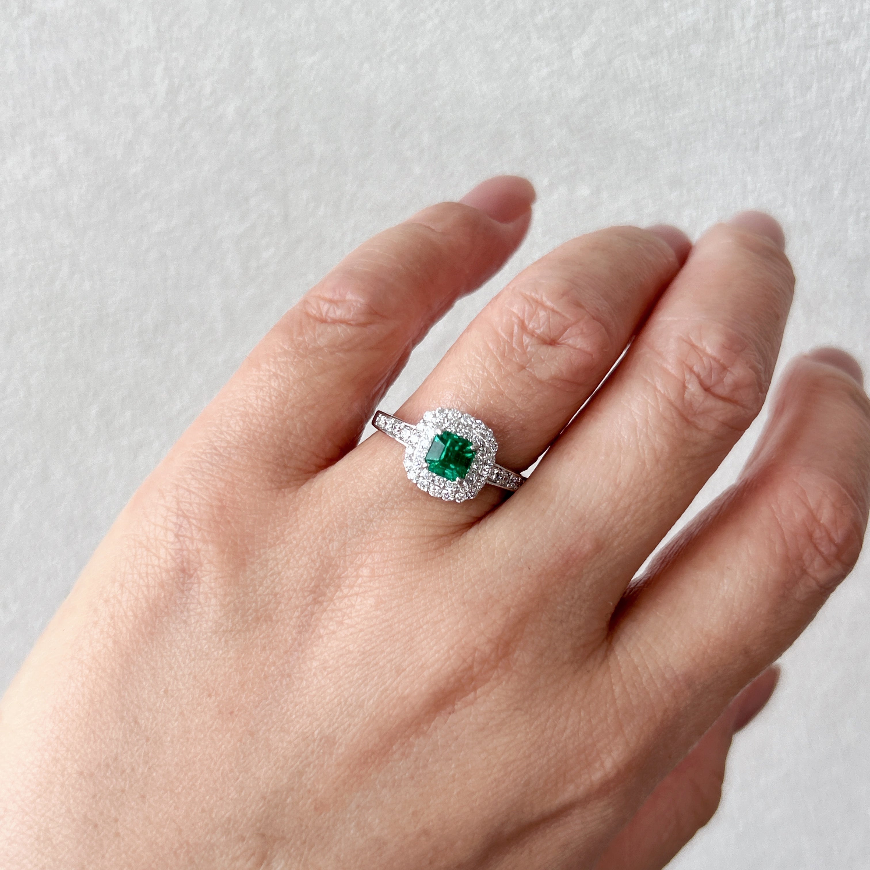 18［一点物］リング エメラルド 0.6ct前後 SQ PT