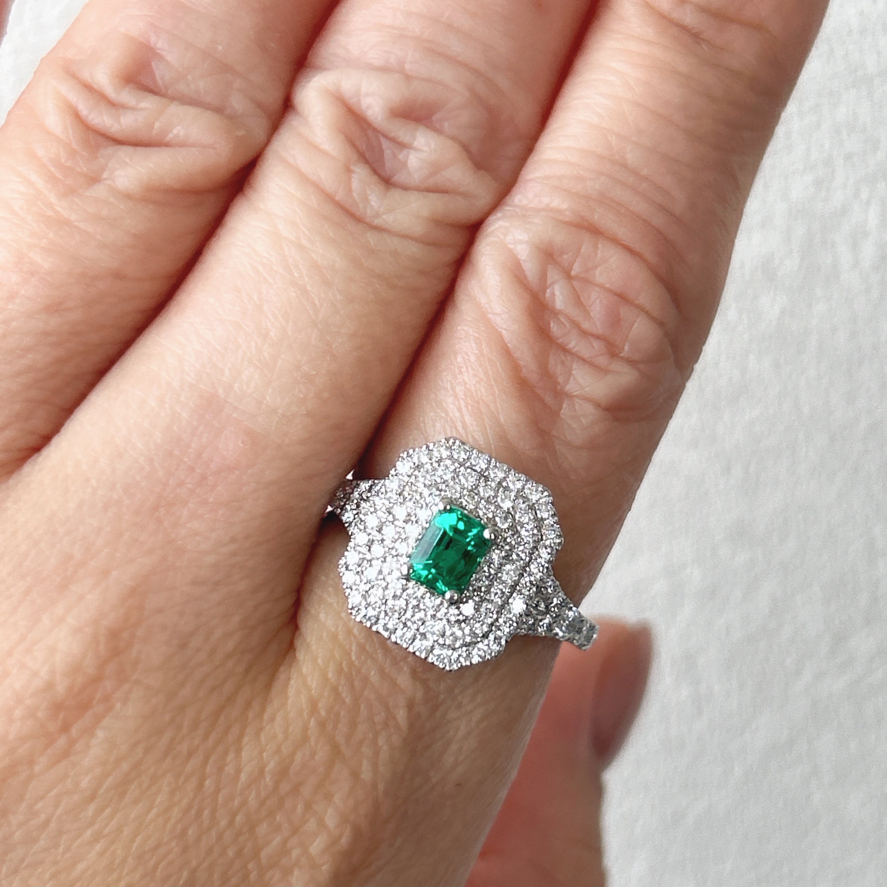 13［一点物/アドラーブル］リング エメラルド 0.4ct前後 SQ PT