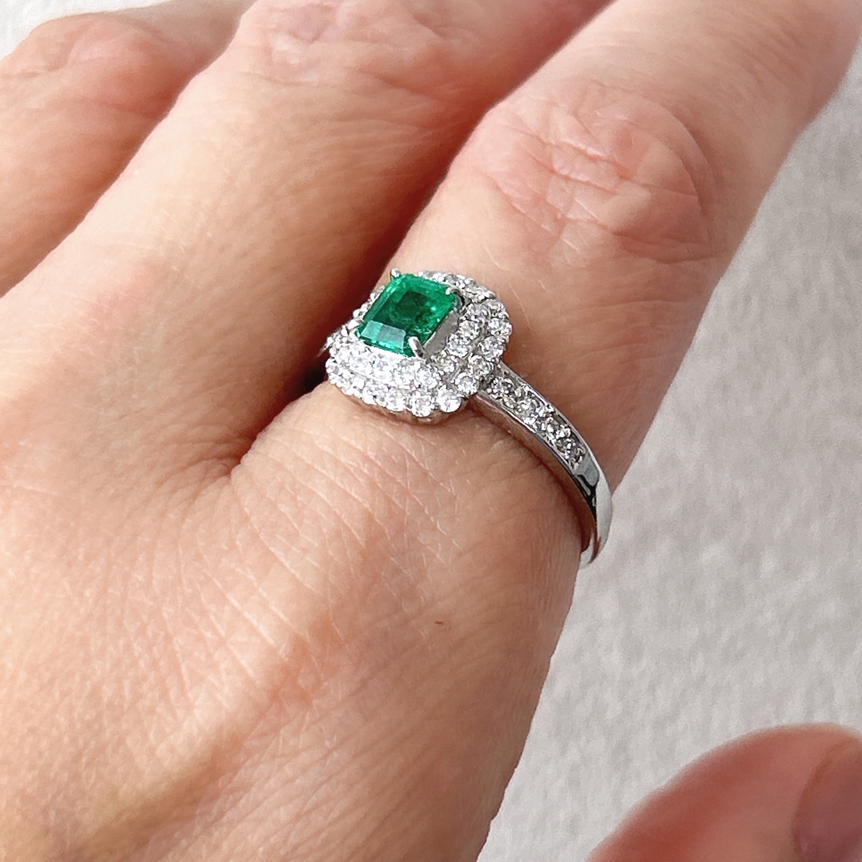 24［一点物］リング エメラルド 0.4ct前後 SQ PT