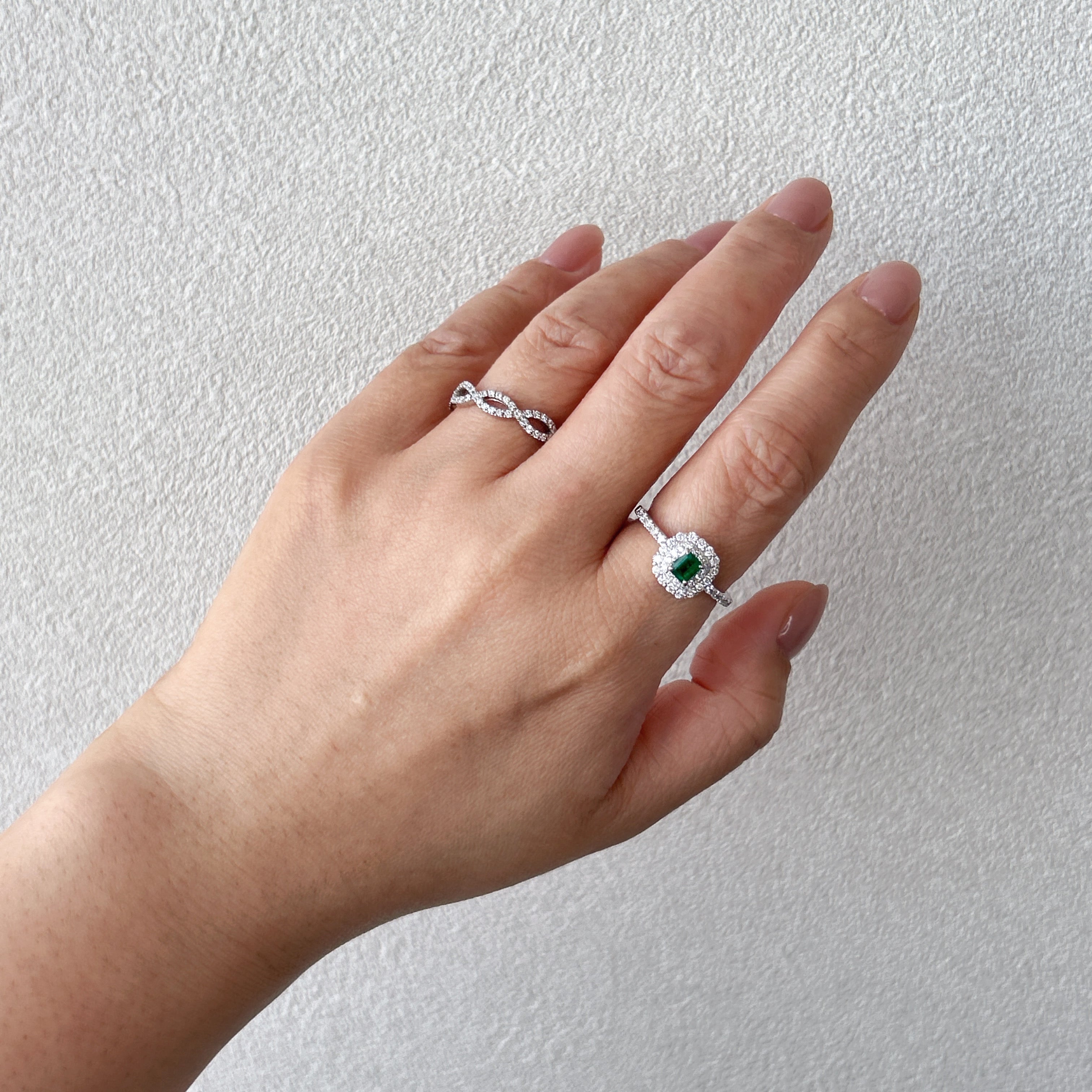 30［一点物/アドラーブル］リング エメラルド 0.24ct SQ PT