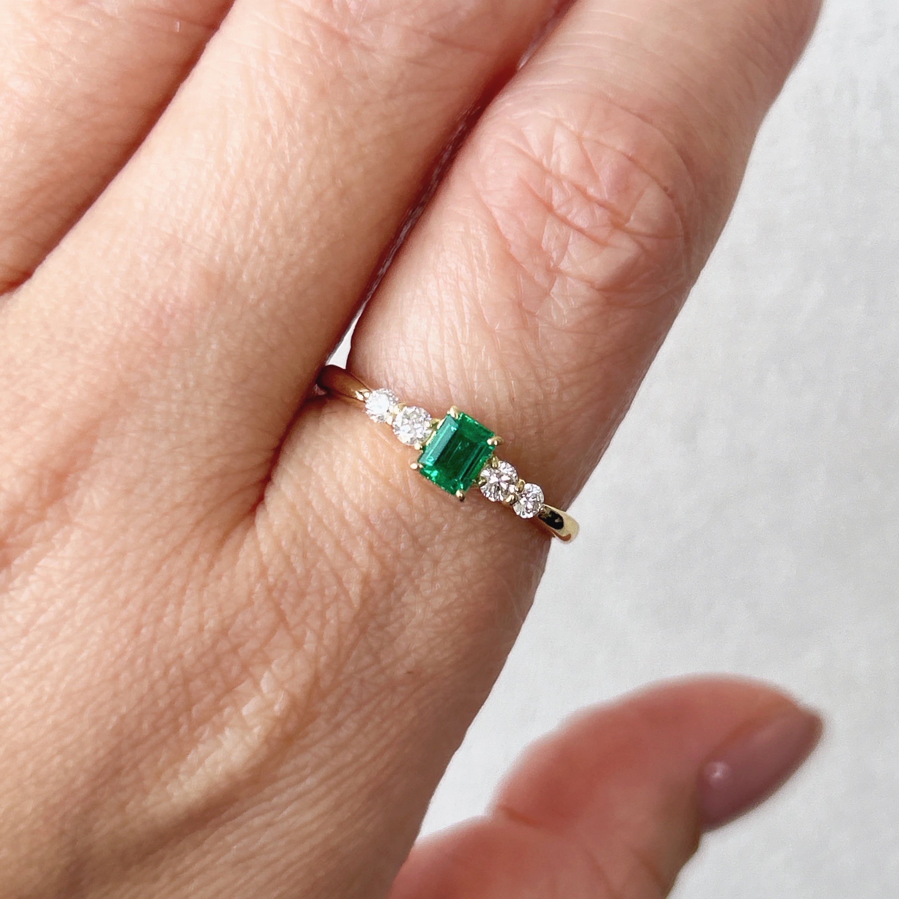 29［一点物］リング エメラルド 0.26ct SQ K18YG