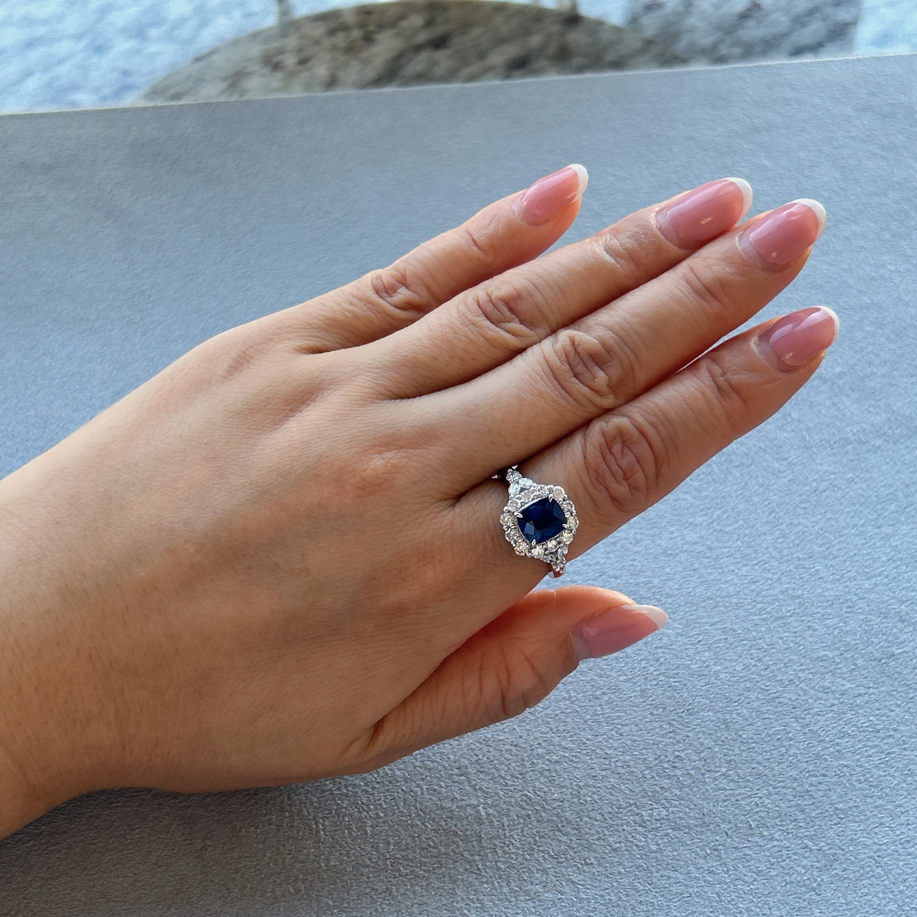 22_綺麗 ブルーサファイア 中石2.3ct　PT SQ リング〜GIA｜AYAKO SAKURAI（櫻井 彩子（サクライ アヤコ））公式通販サイト