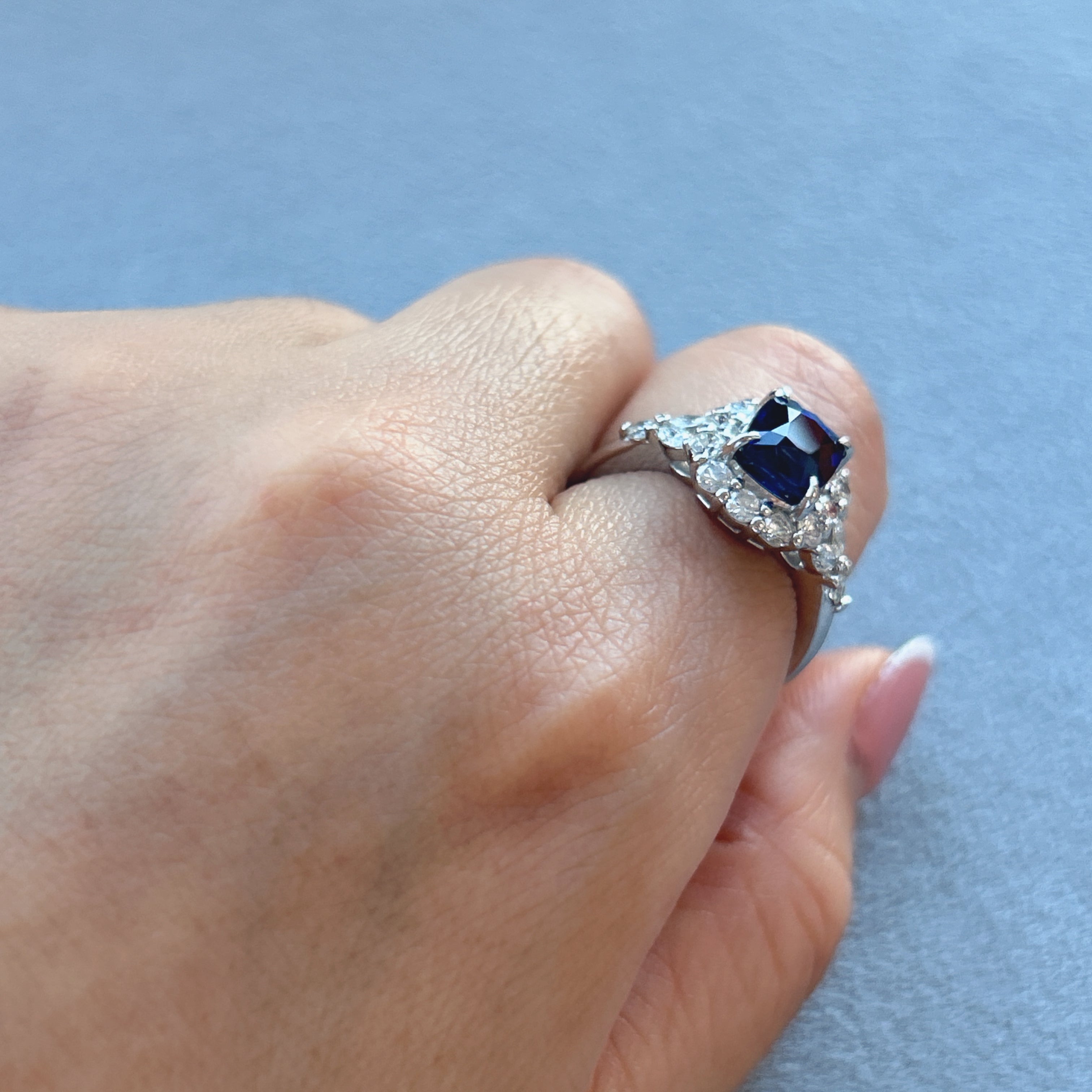 22_綺麗 ブルーサファイア 中石2.3ct　PT SQ リング〜GIA｜AYAKO SAKURAI（櫻井 彩子（サクライ アヤコ））公式通販サイト