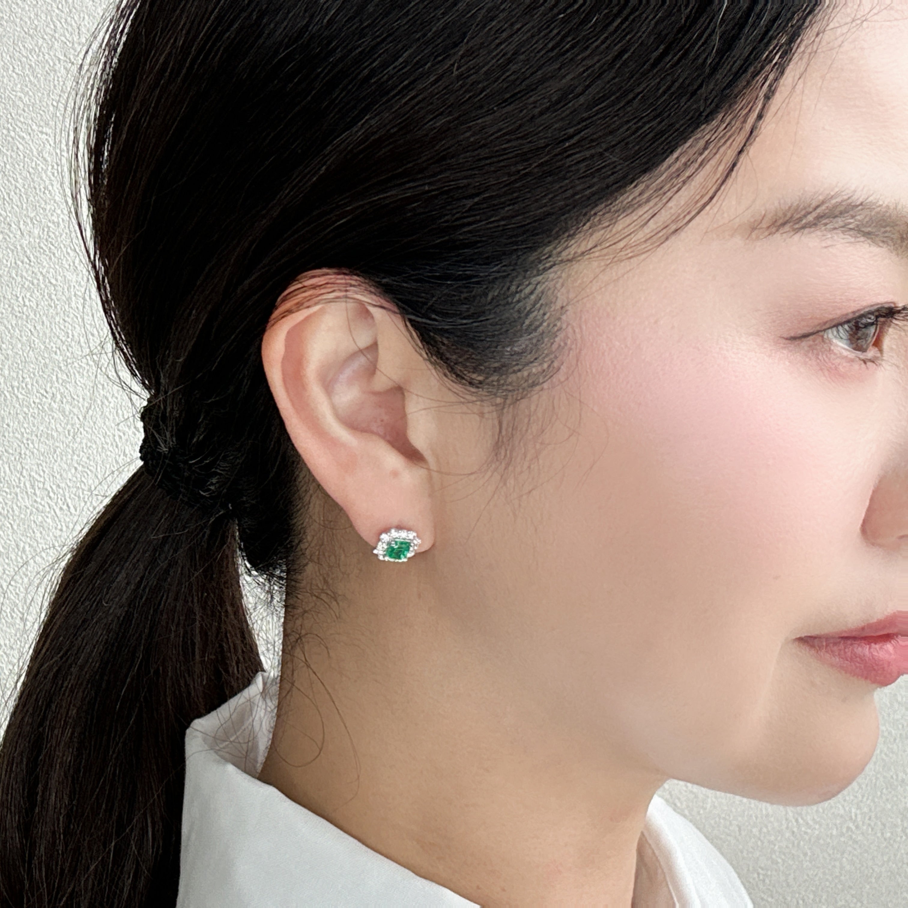 38［一点物/エムロード］ピアス エメラルド 0.5ct×2 SQ PT