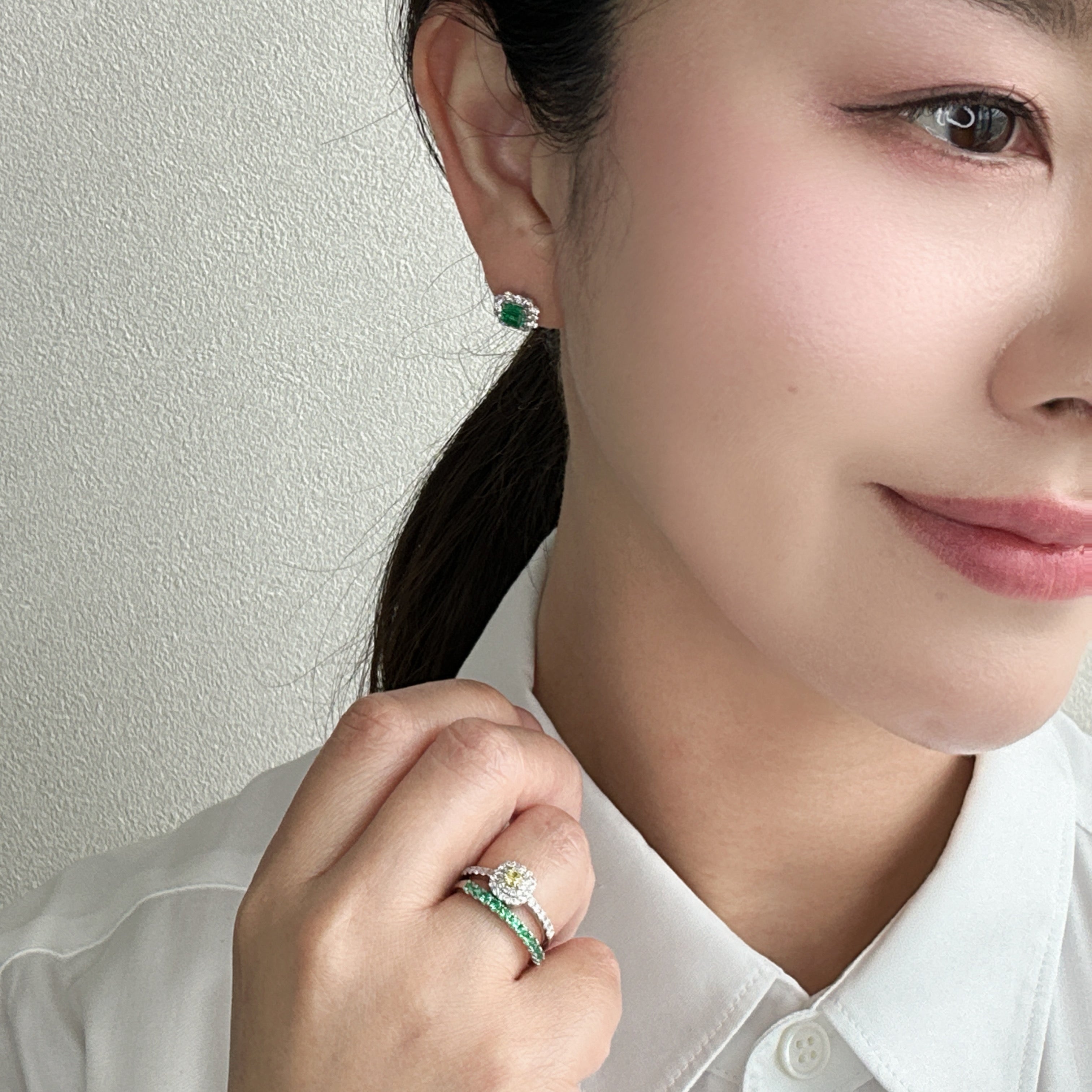 38［一点物/エムロード］ピアス エメラルド 0.5ct×2 SQ PT