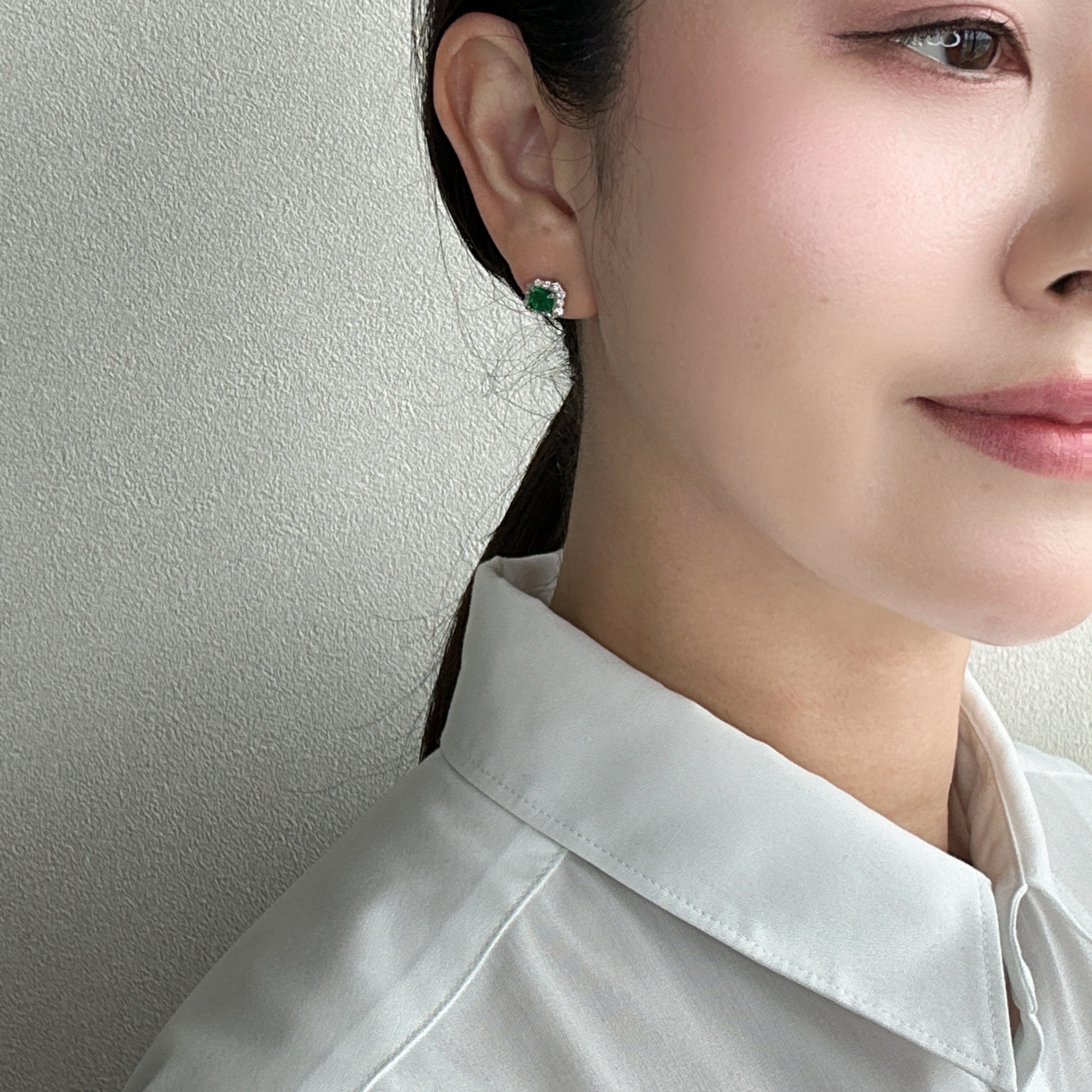 35［一点物/エムロード］ピアス エメラルド 0.57ct前後×2 SQ PT