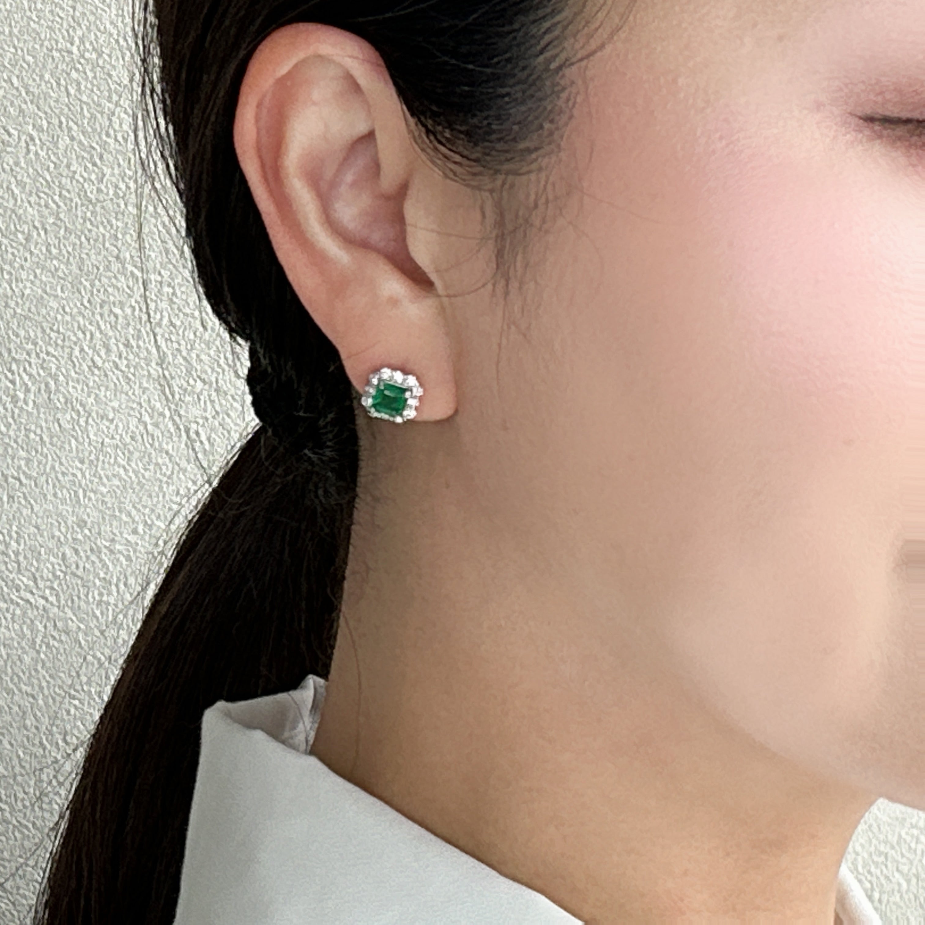 35［一点物/エムロード］ピアス エメラルド 0.57ct前後×2 SQ PT