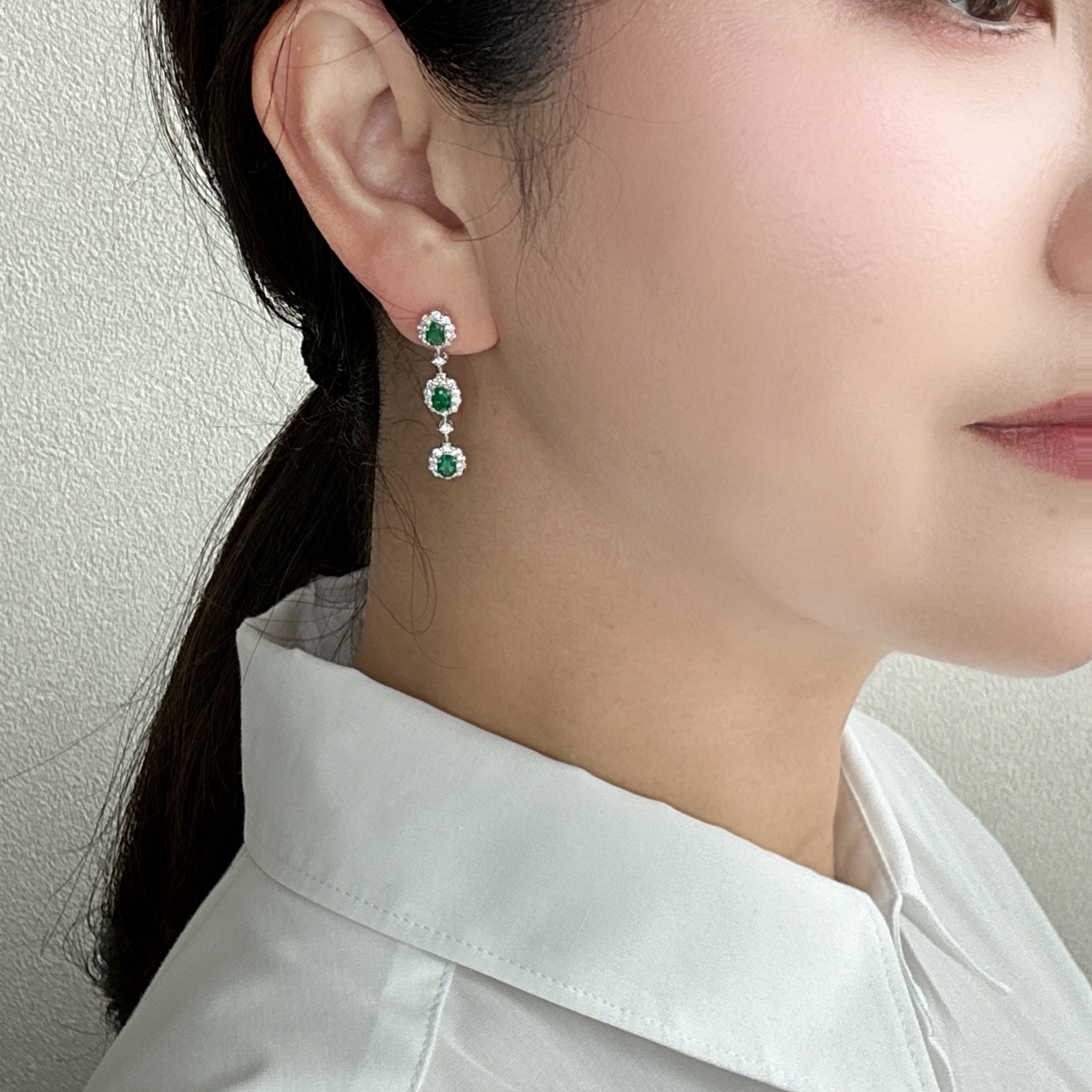 33［一点物］ピアス エメラルド 0.6ct×2 OV PT