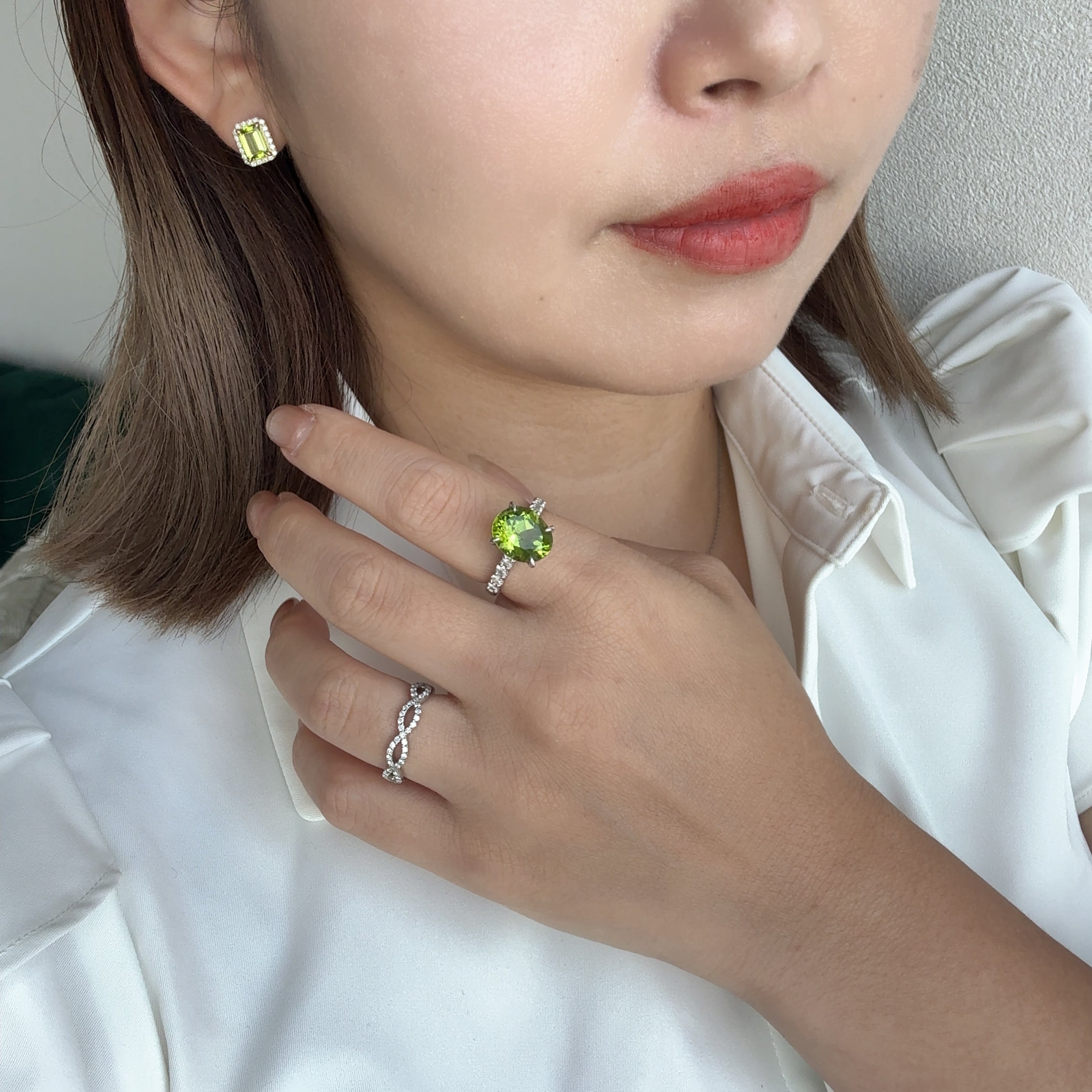 ［新作/ベイビーベイビーマドンナ］　ペリドット　ピアス　トータル2ct