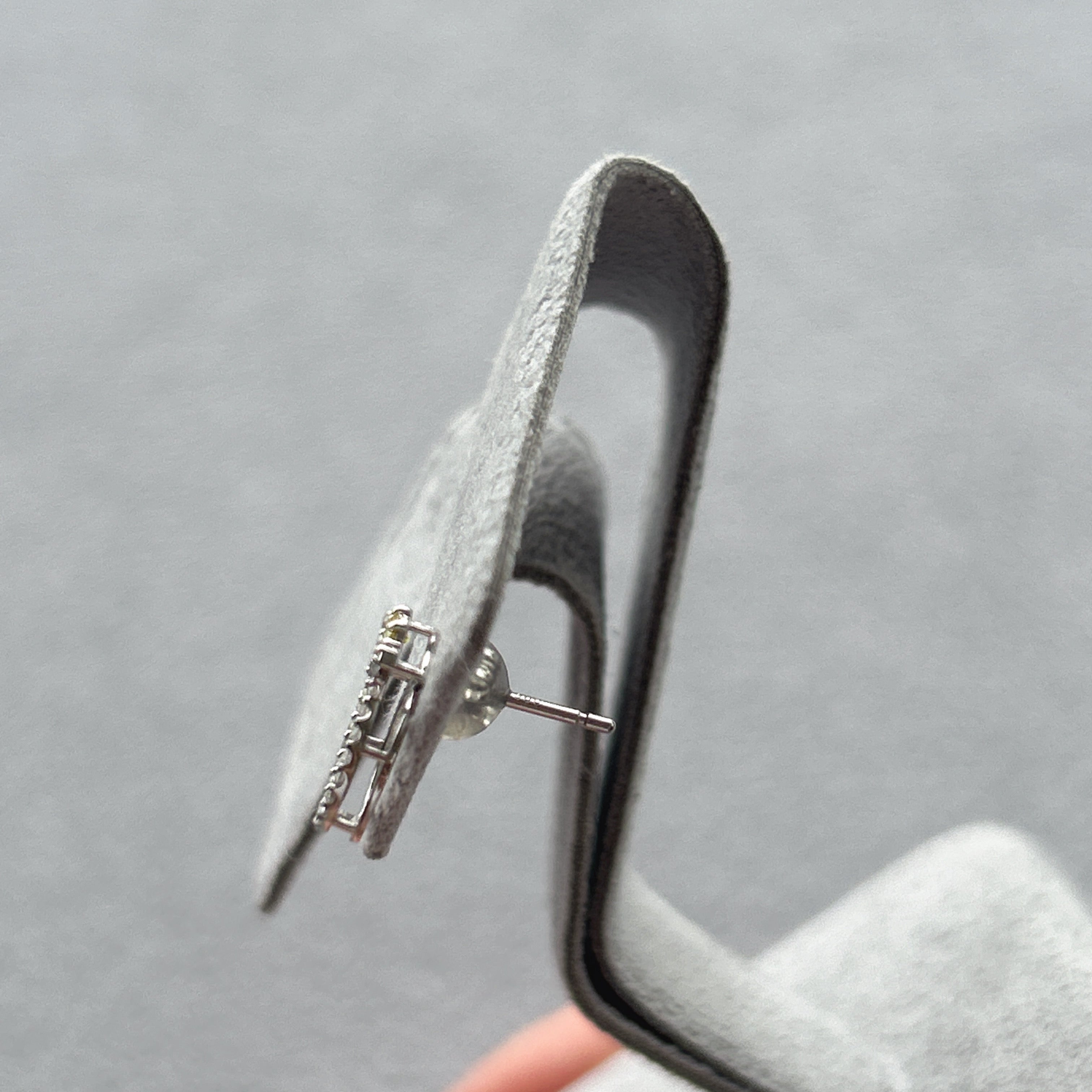 ［ラリオンス］ピアス