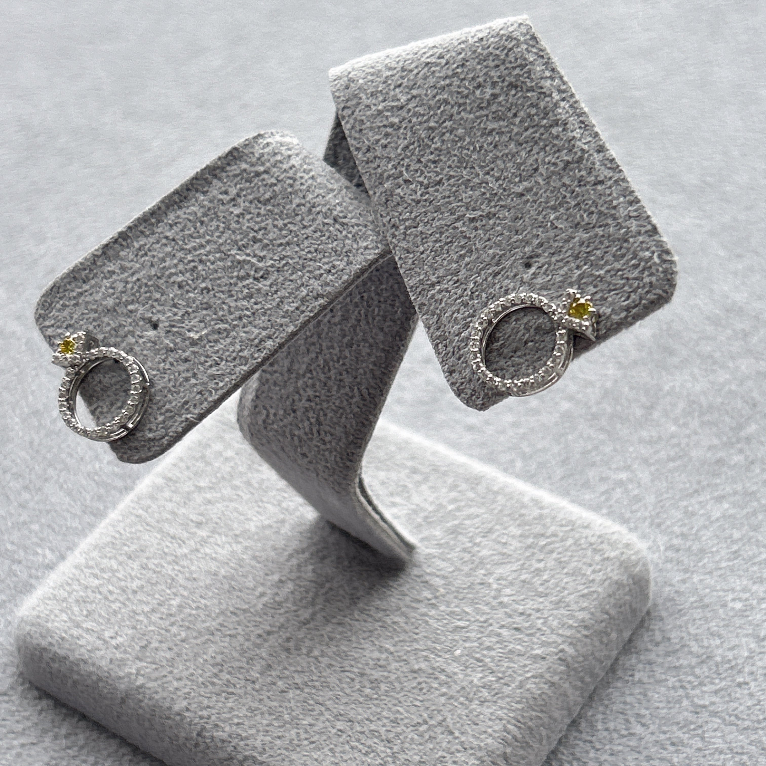 ［ラリオンス］ピアス