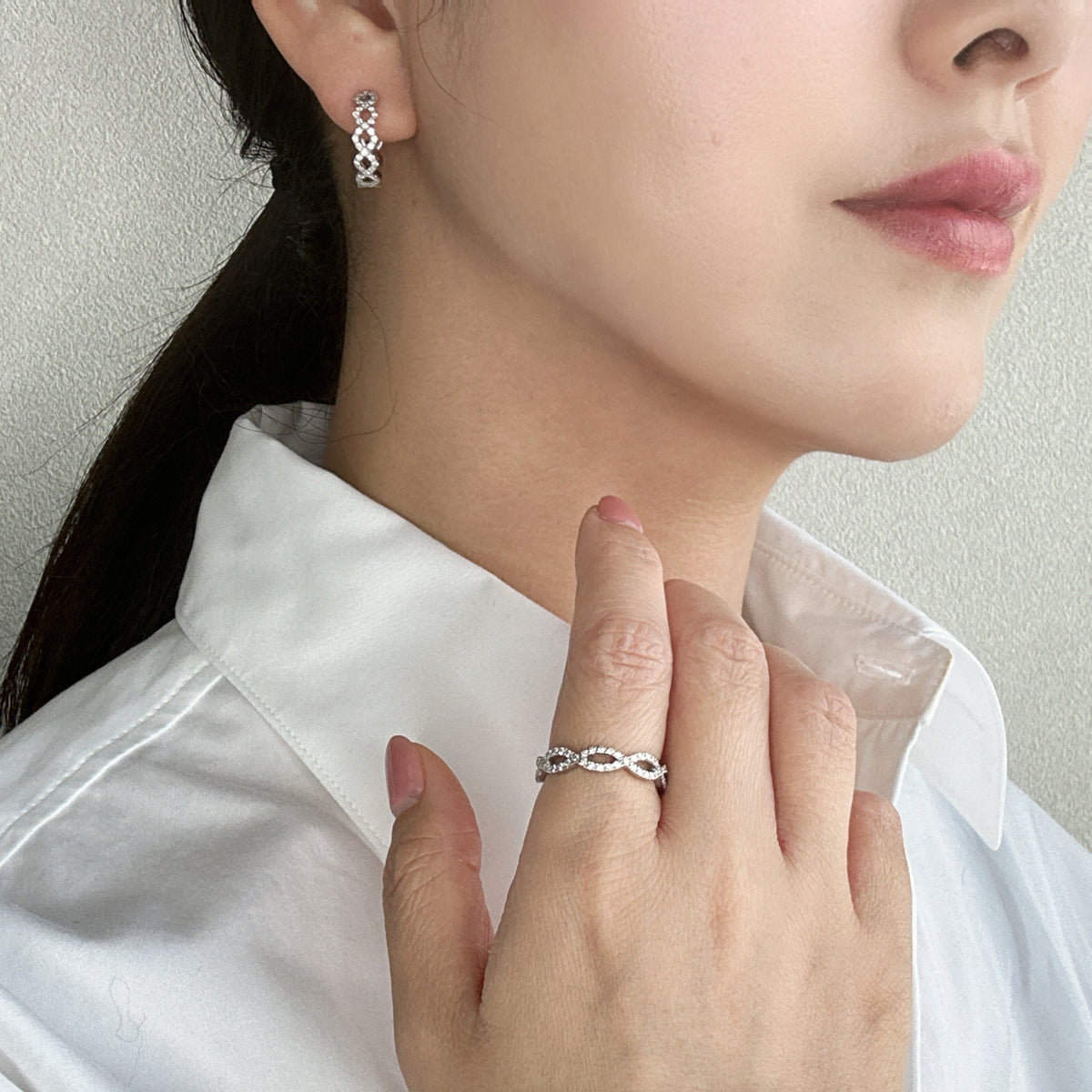 アポトラピッコロ］ ダイヤモンドフープピアス – AYAKO SAKURAI（櫻井 