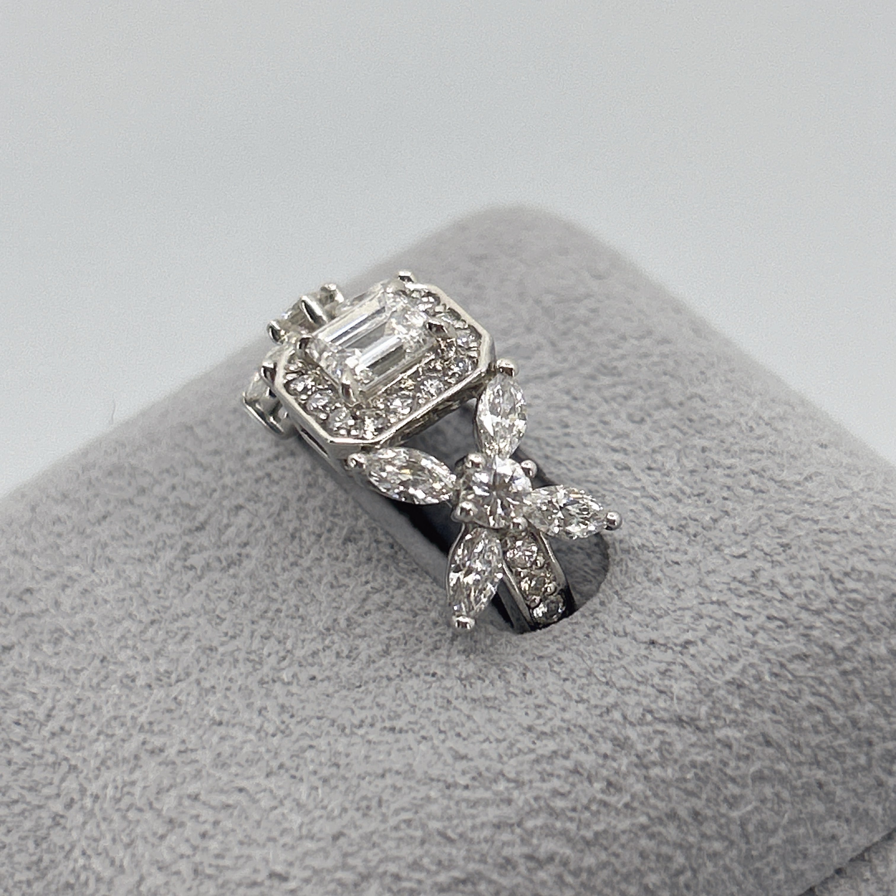 ［カトレア］リング ダイヤ