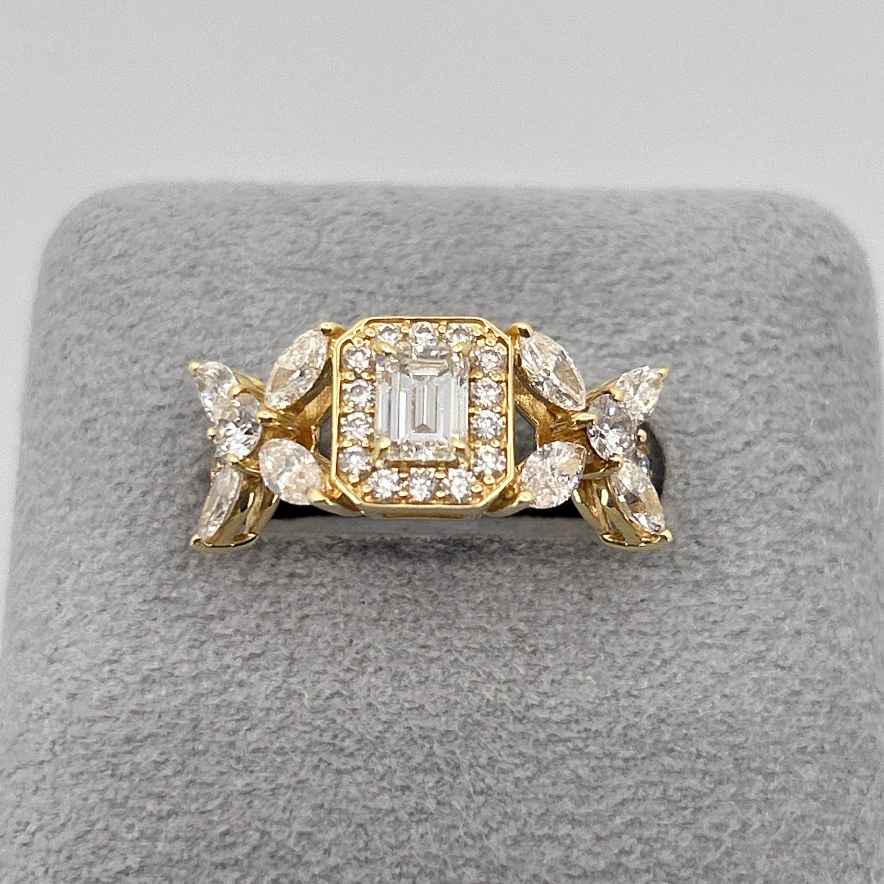 ［カトレア］リング ダイヤ