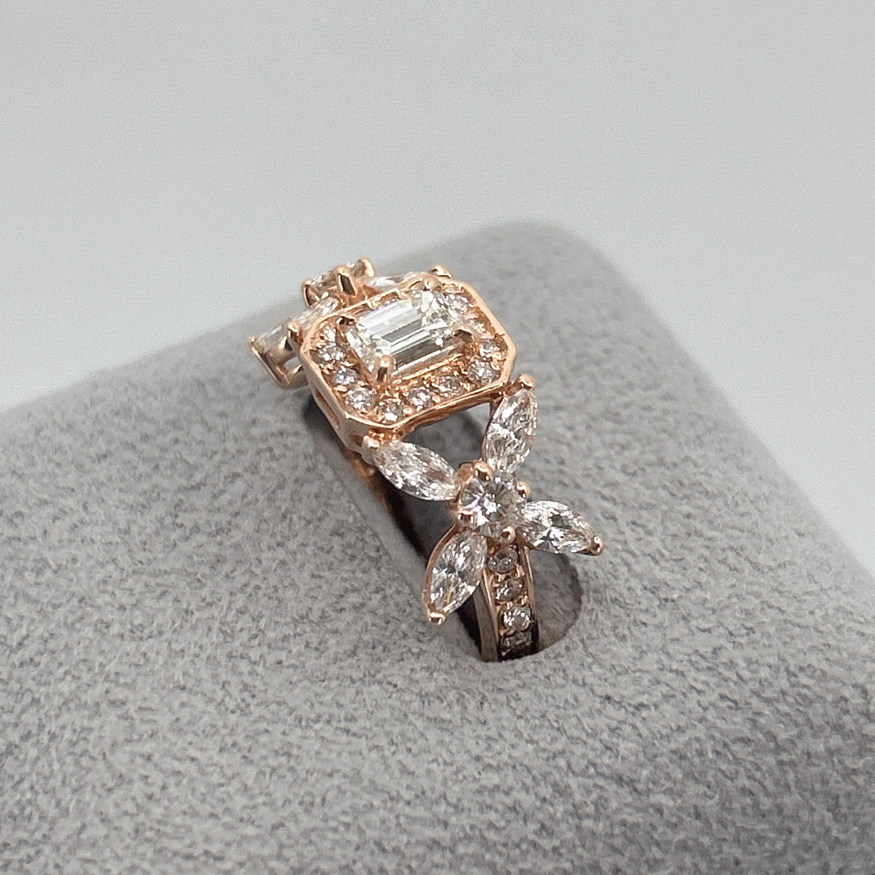 ［カトレア］リング ダイヤ