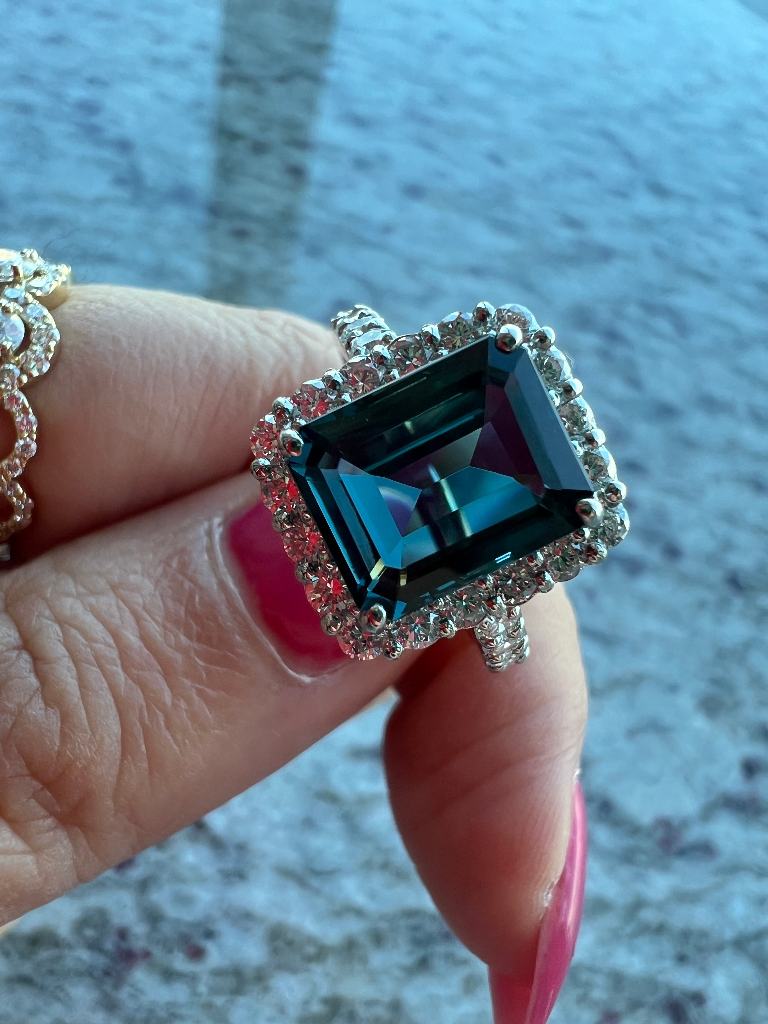 ［オデットの羽飾り］リング ロンドンブルートパーズ