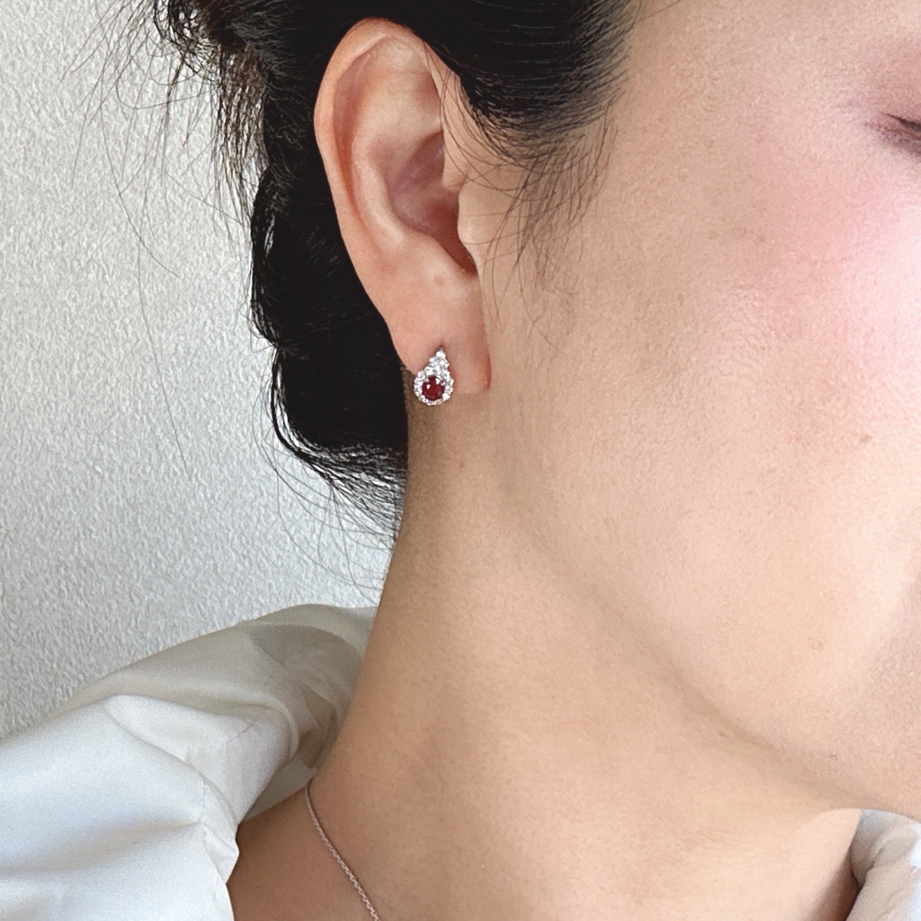 ［即納/一点物］ピアス ルビー 0.3ct前後×2 OV PT