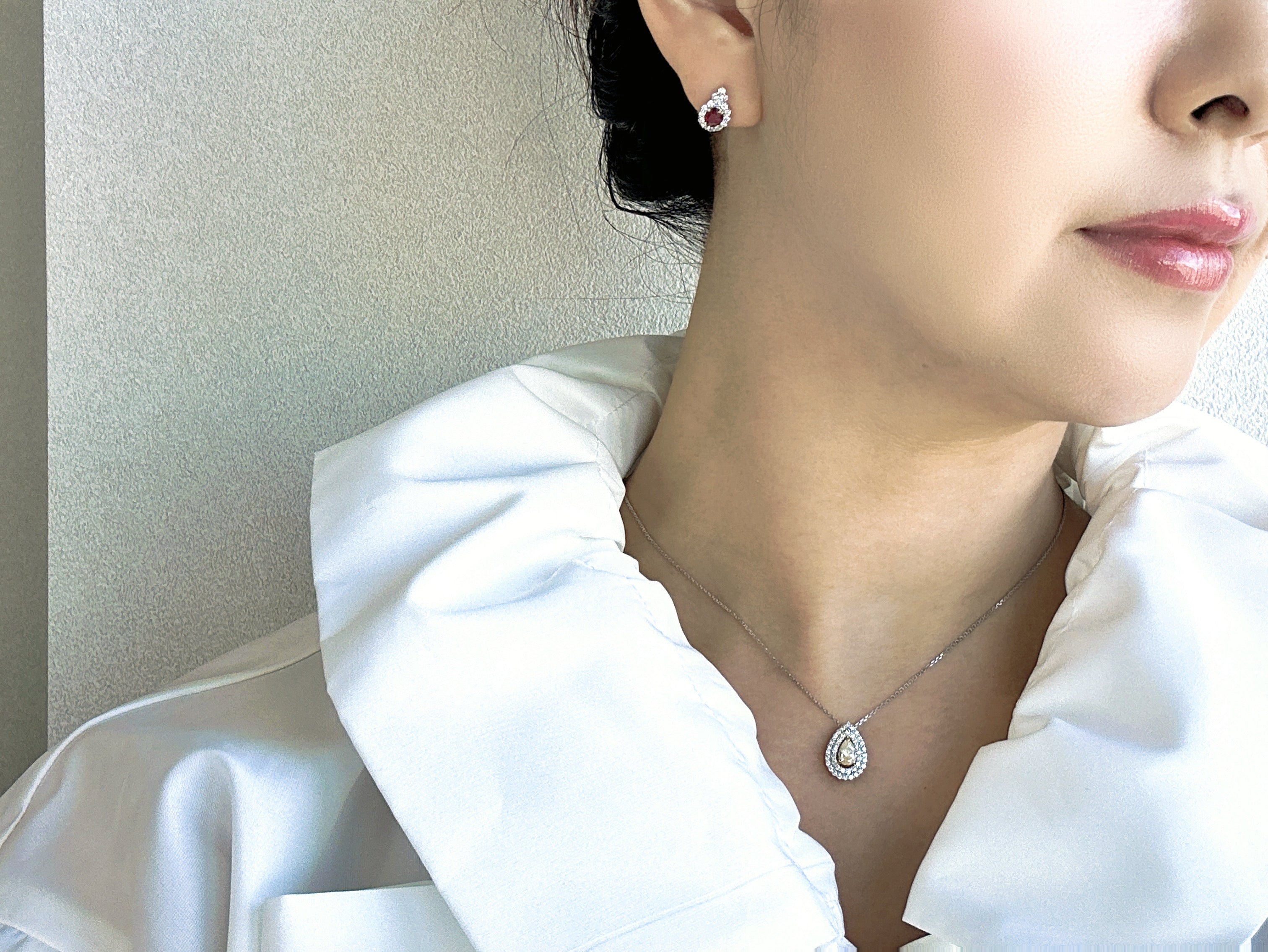 ［即納/一点物］ピアス ルビー 0.3ct前後×2 OV PT