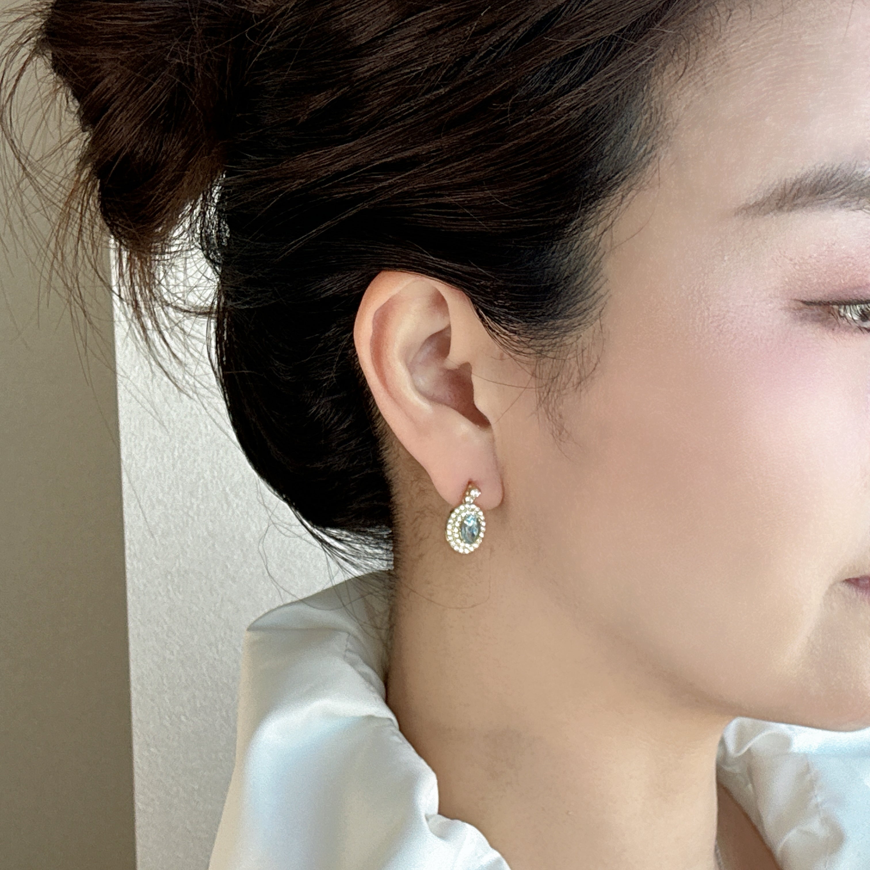 ［シャリズム］ピアス アクアマリン 0.6ct前後×2 OV K18YG