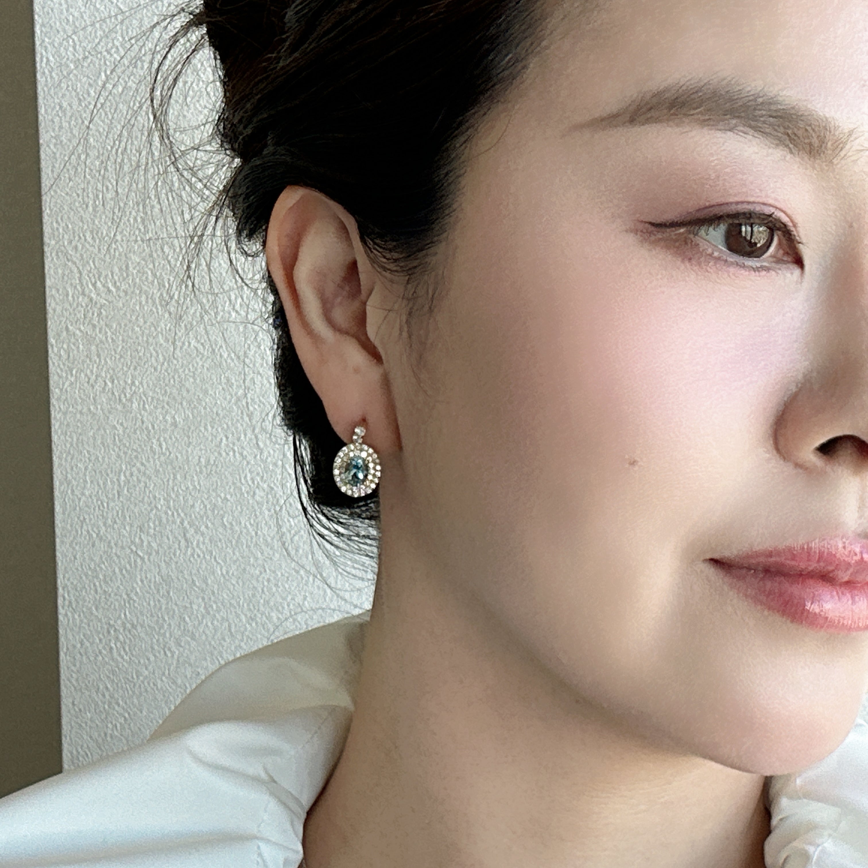 ［シャリズム］ピアス アクアマリン 0.6ct前後×2 OV K18YG