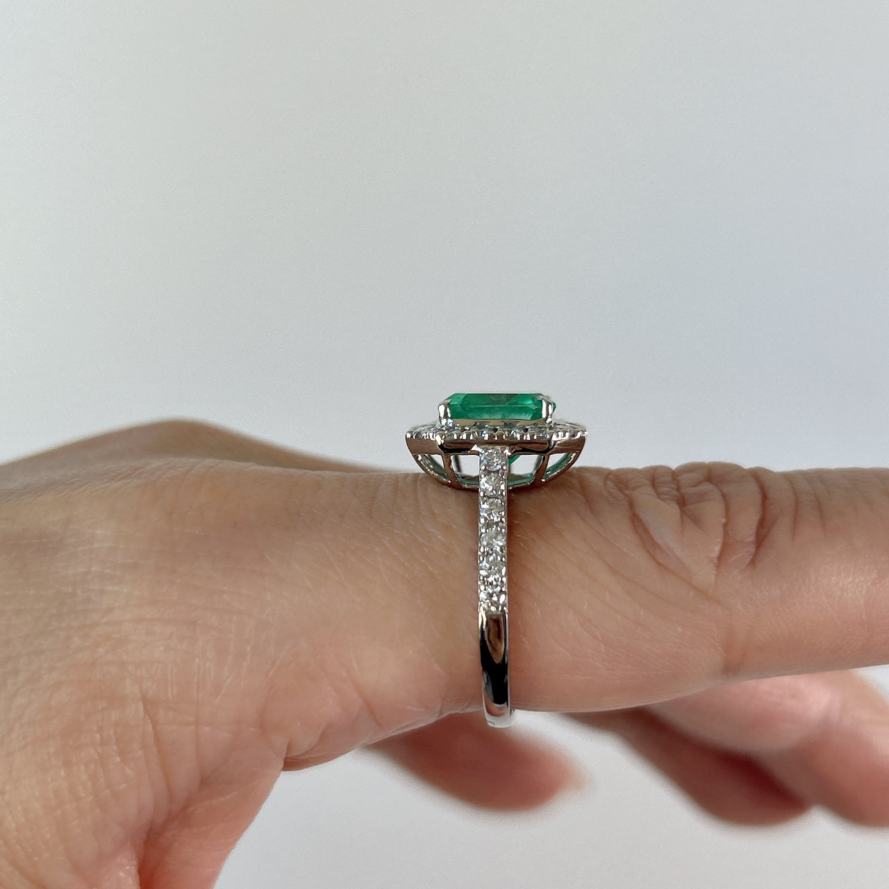 ［一点物］リング エメラルド 2.6ct SQ PT