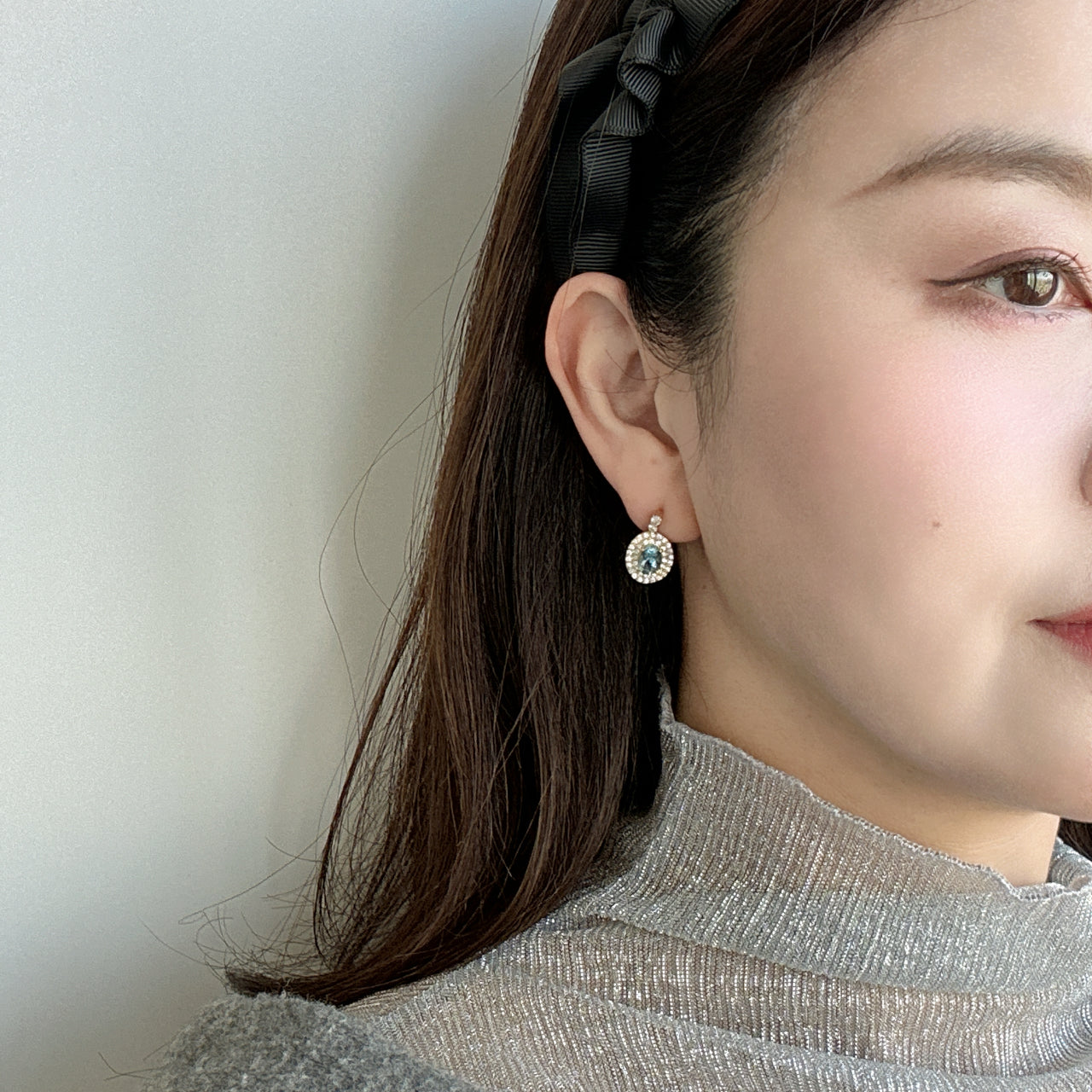 ［シャリズム］ピアス アクアマリン 0.6ct前後×2 OV K18YG