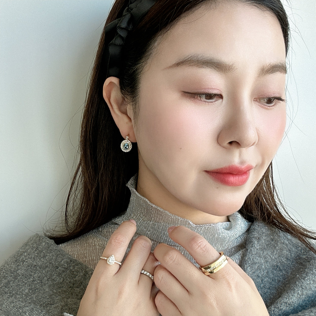 ［シャリズム］ピアス アクアマリン 0.6ct前後×2 OV K18YG