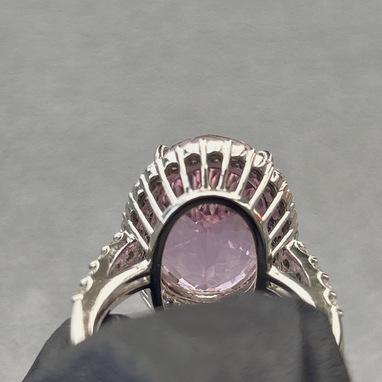 ［カリソン］リング クンツァイト 12ct前後 OV