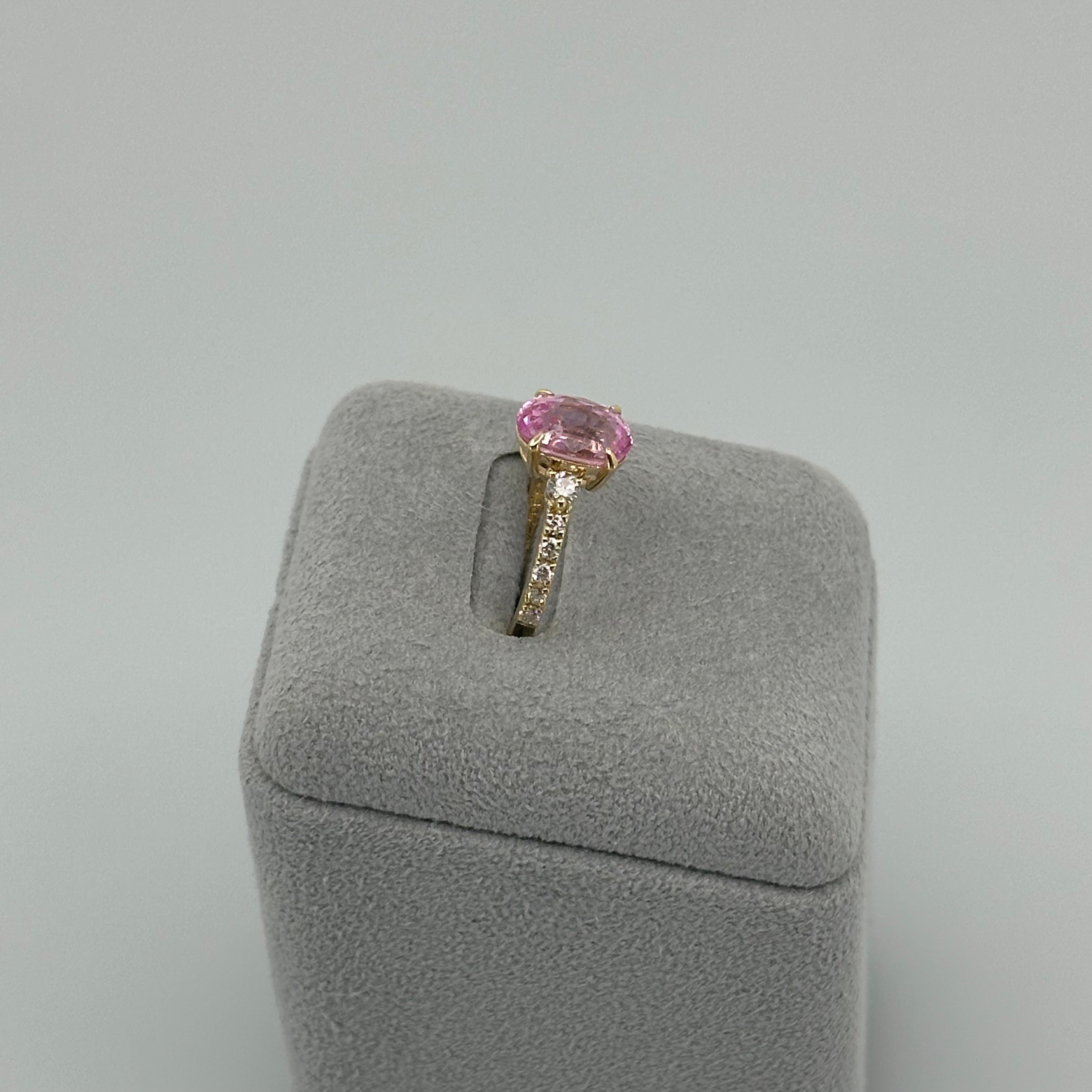 ［一点物］リング ピンクサファイア 2.8ct YG