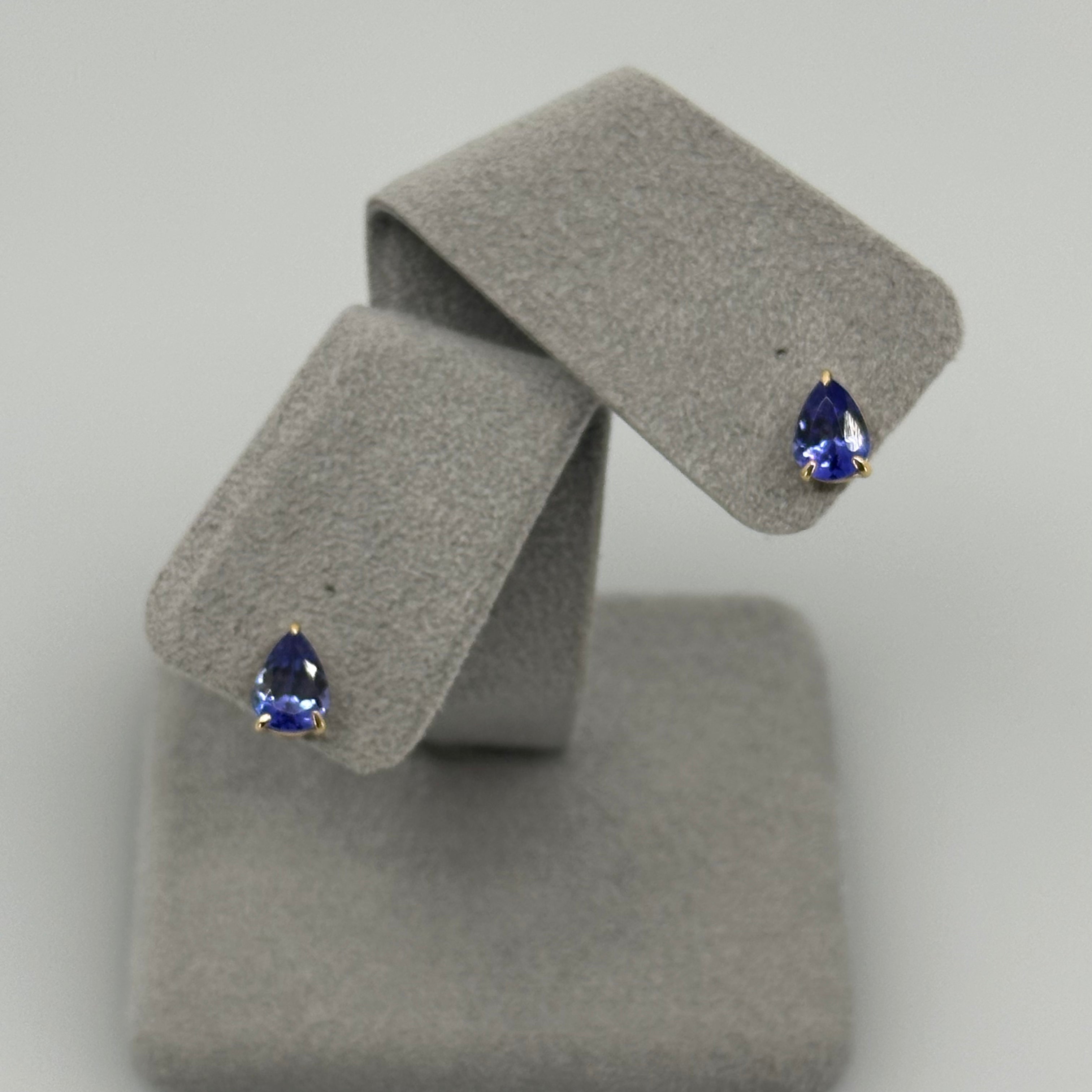 [新作/個数限定/ヌード］ピアス タンザナイト