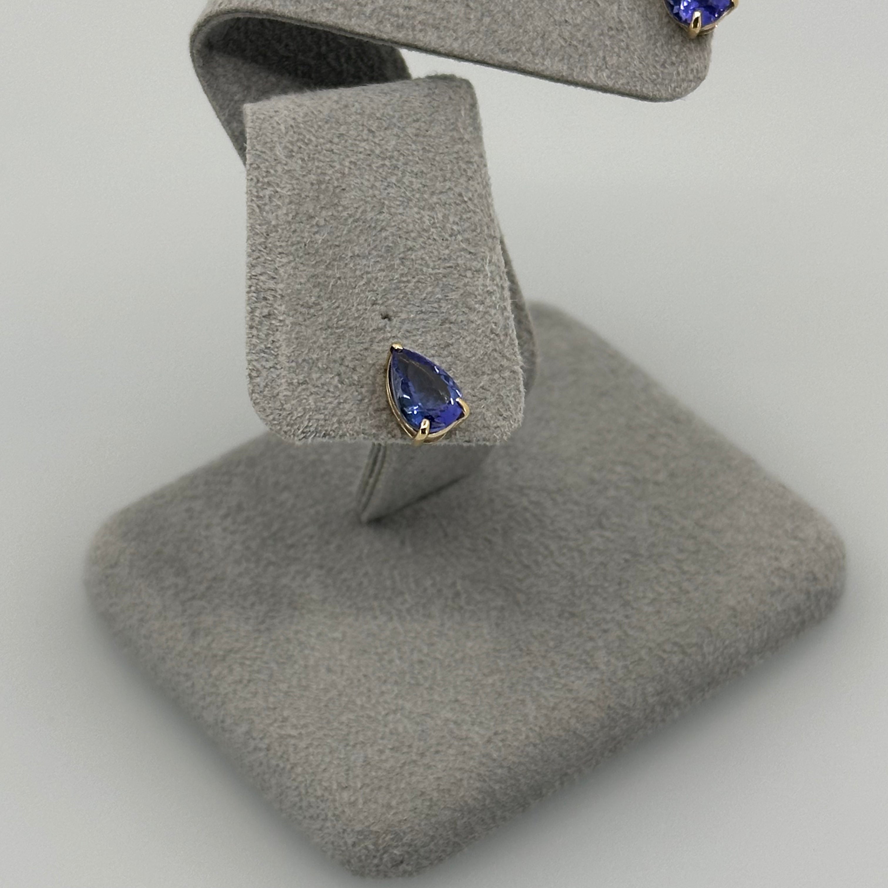 [新作/個数限定/ヌード］ピアス タンザナイト