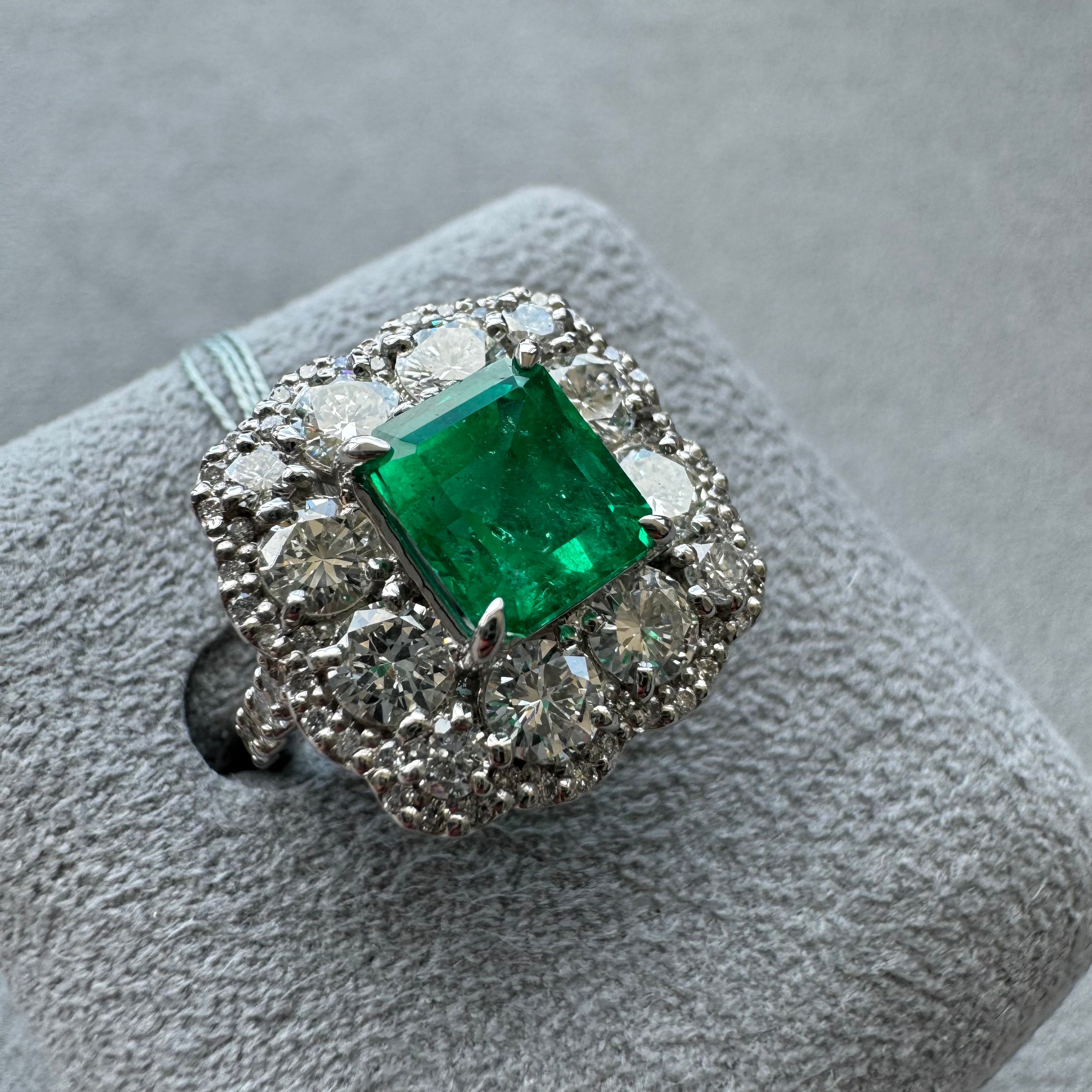 12_エメラルド 中石2ct up SQ PT リング｜AYAKO SAKURAI（櫻井 彩子（サクライ アヤコ））公式通販サイト