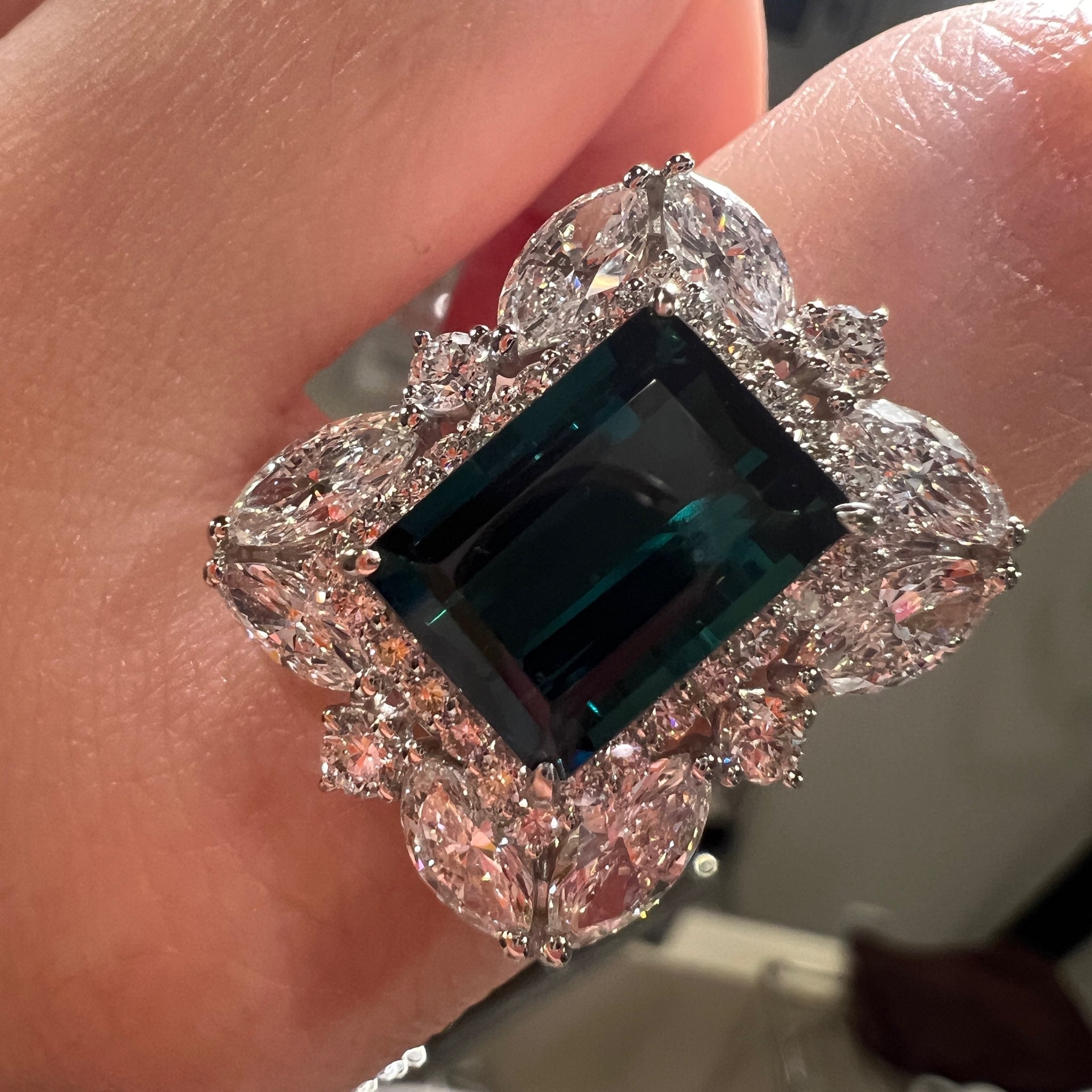 ［アラベスク］リング インディゴトルマリン